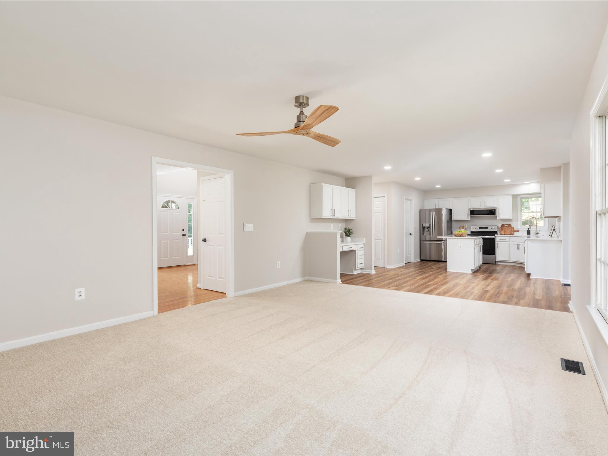 BUCKLAND OAKS - Residential