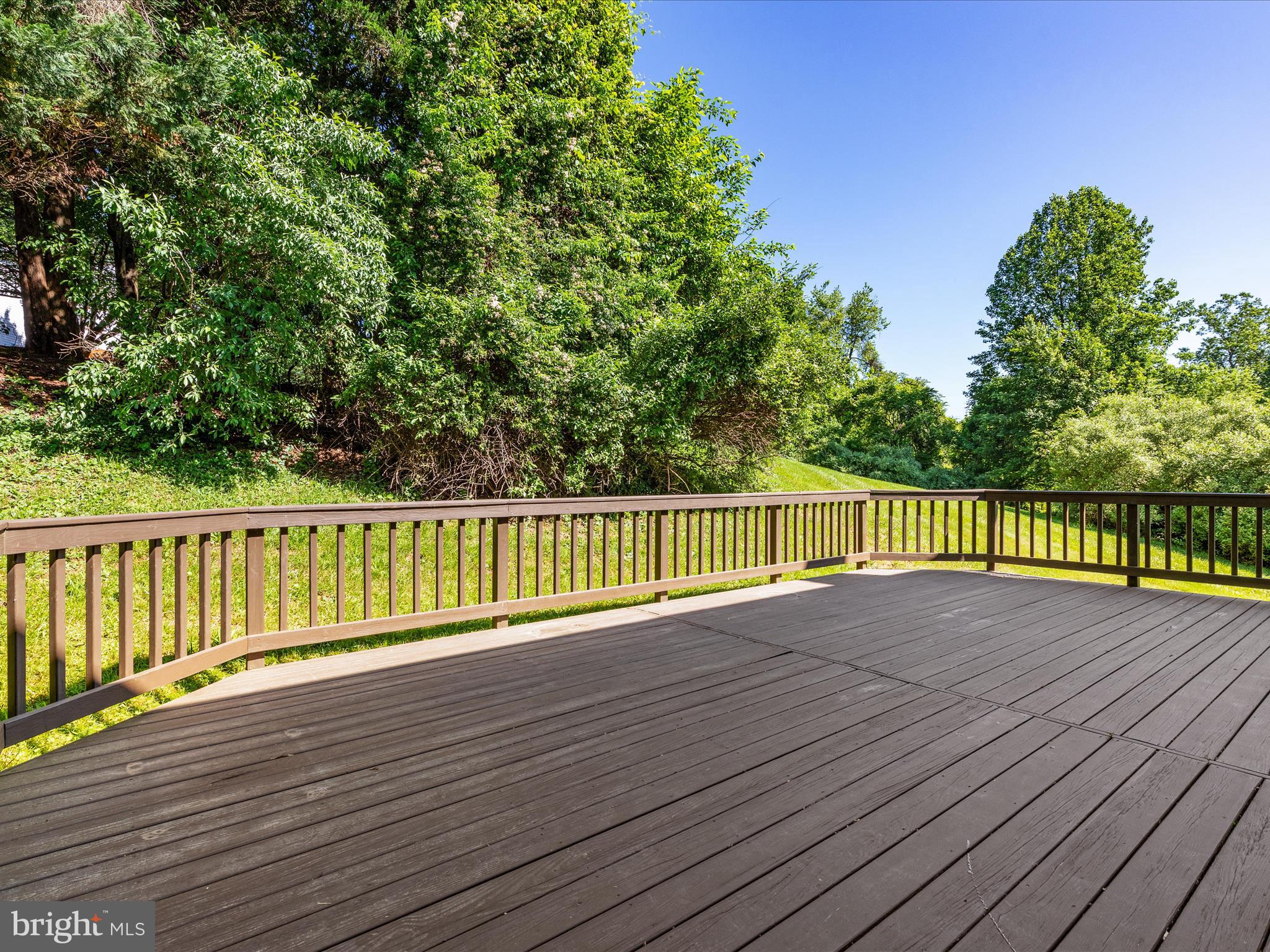 BUCKLAND OAKS - Residential