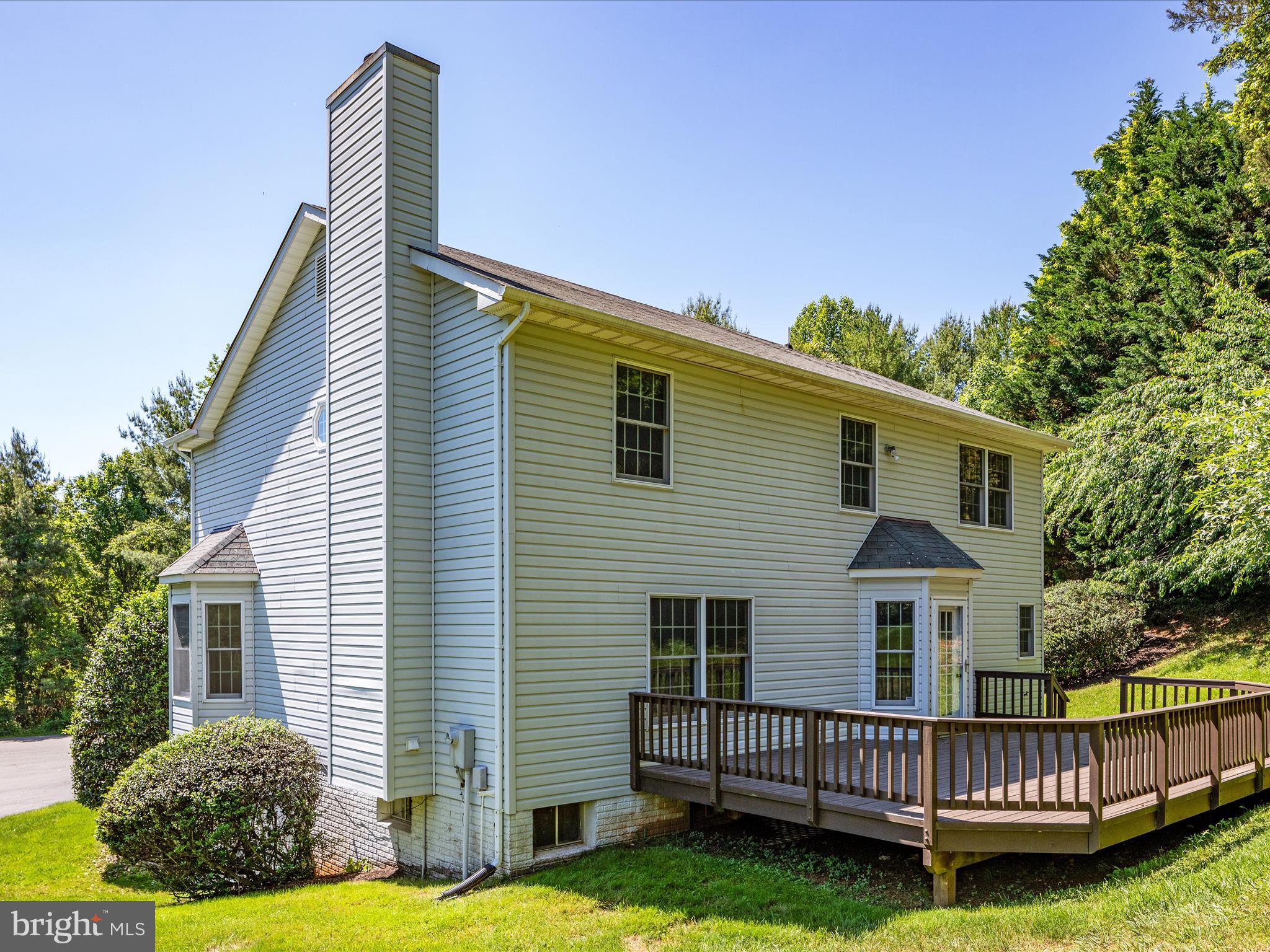 BUCKLAND OAKS - Residential