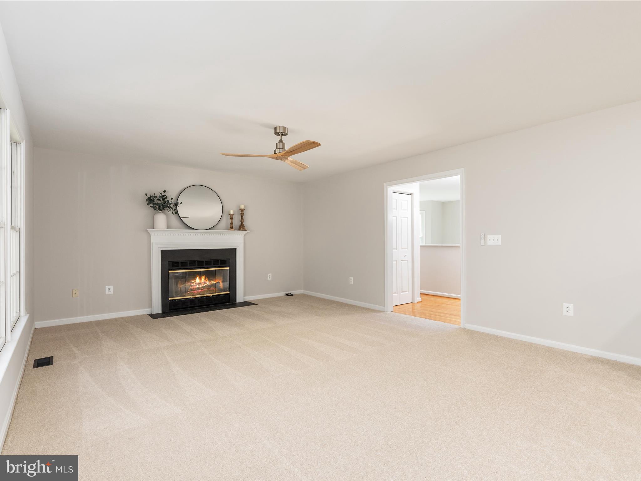 BUCKLAND OAKS - Residential