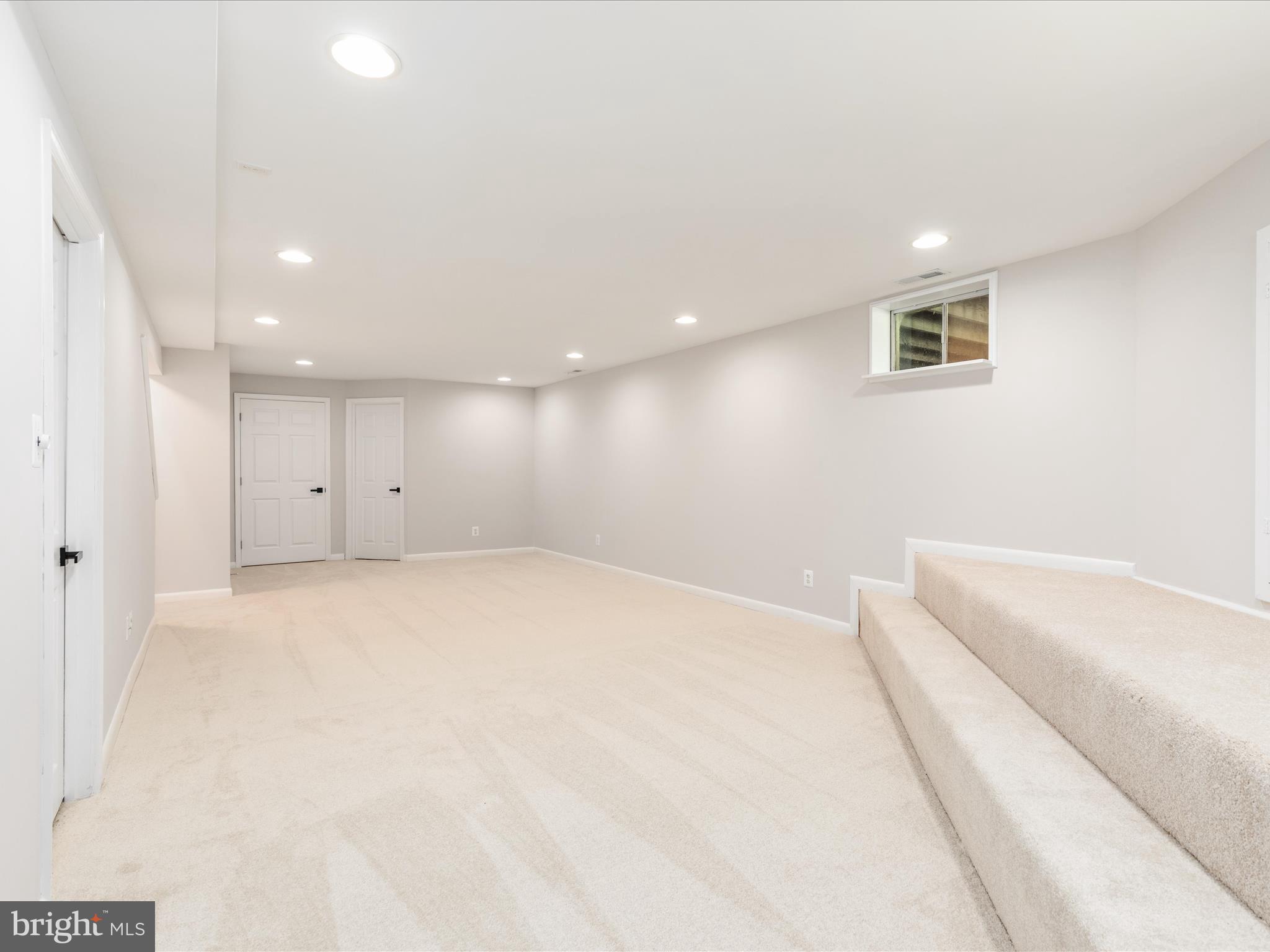 BUCKLAND OAKS - Residential