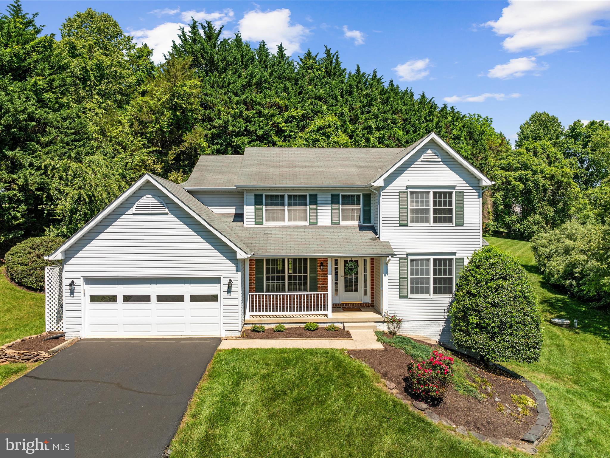 BUCKLAND OAKS - Residential