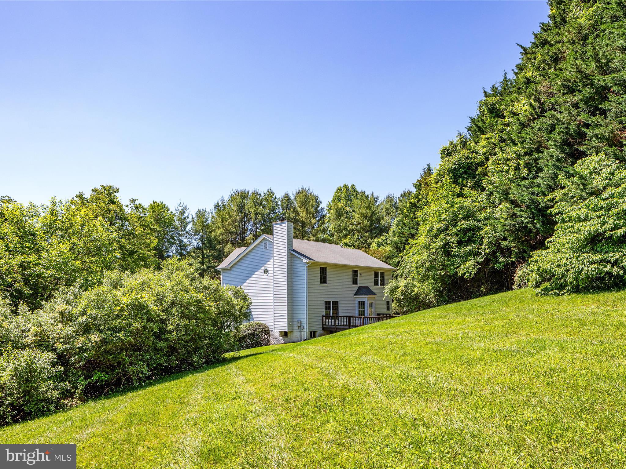 BUCKLAND OAKS - Residential