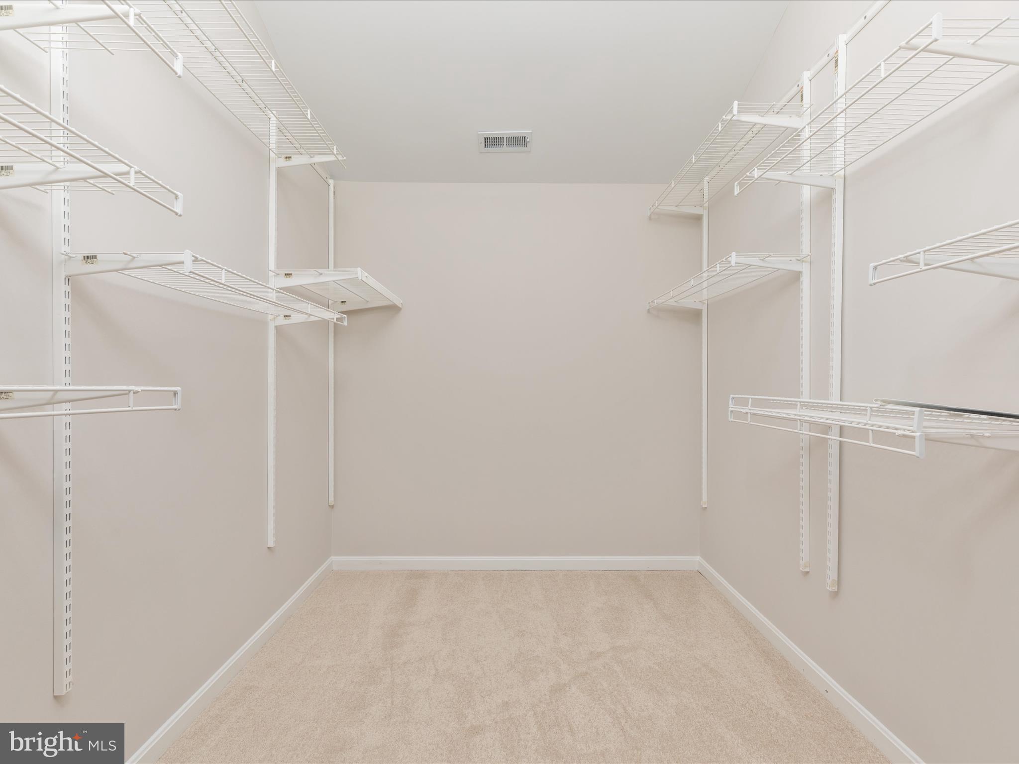 BUCKLAND OAKS - Residential