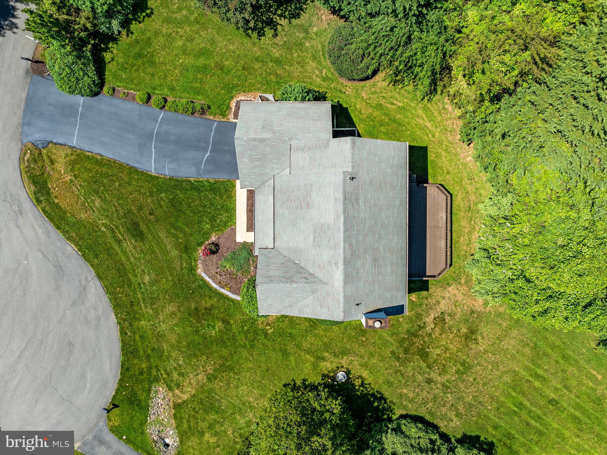 BUCKLAND OAKS - Residential