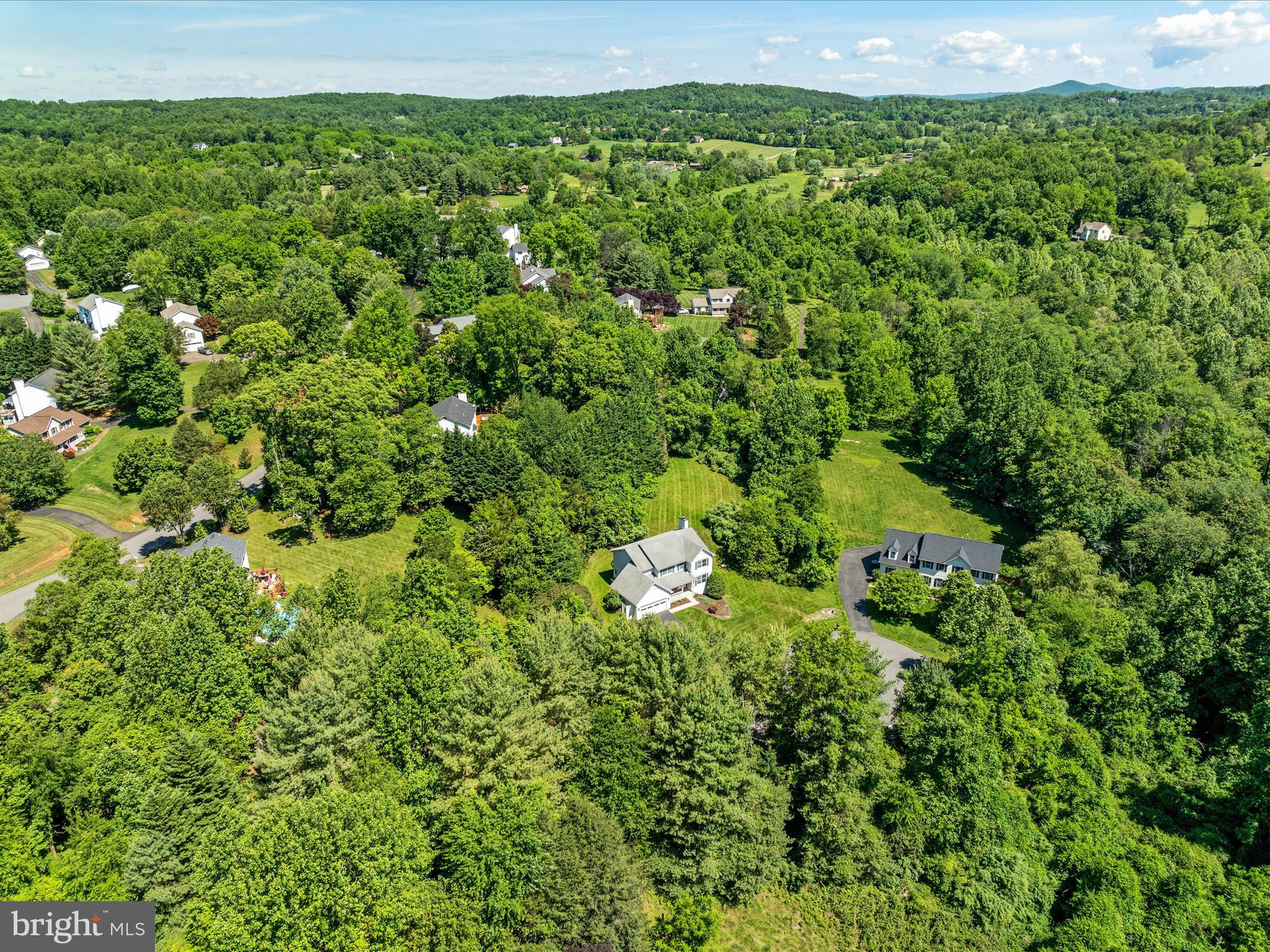 BUCKLAND OAKS - Residential