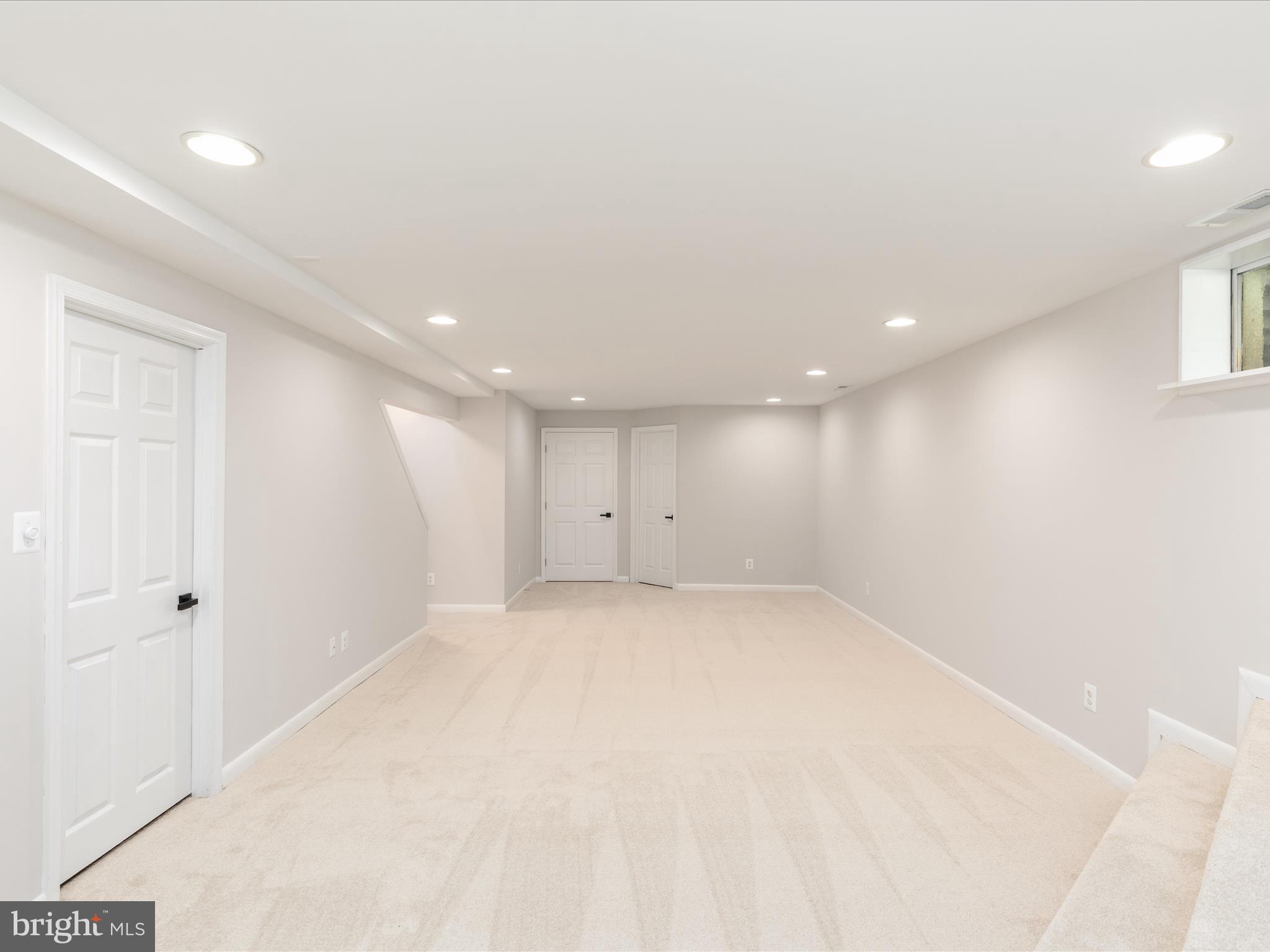 BUCKLAND OAKS - Residential