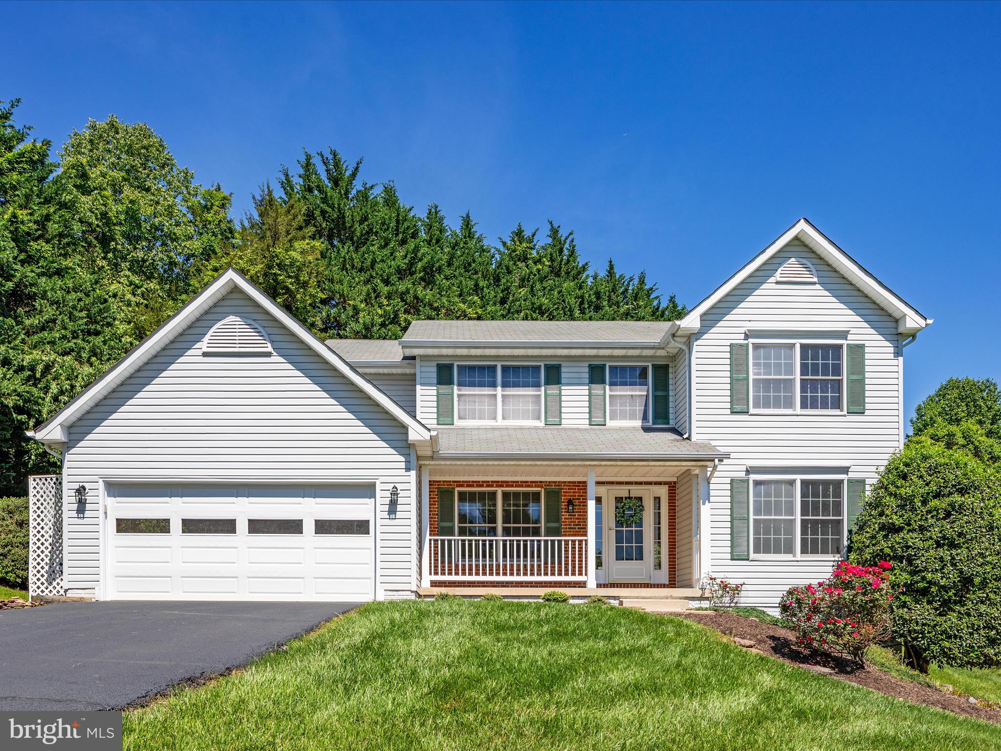 BUCKLAND OAKS - Residential