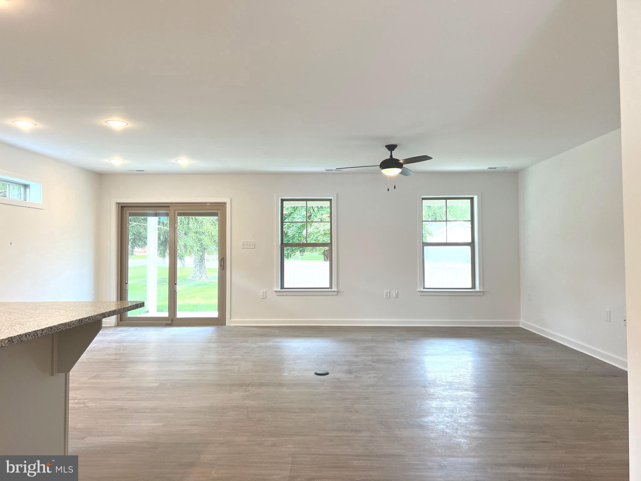 THE VILLAS AT WARM SPRINGS - Residential