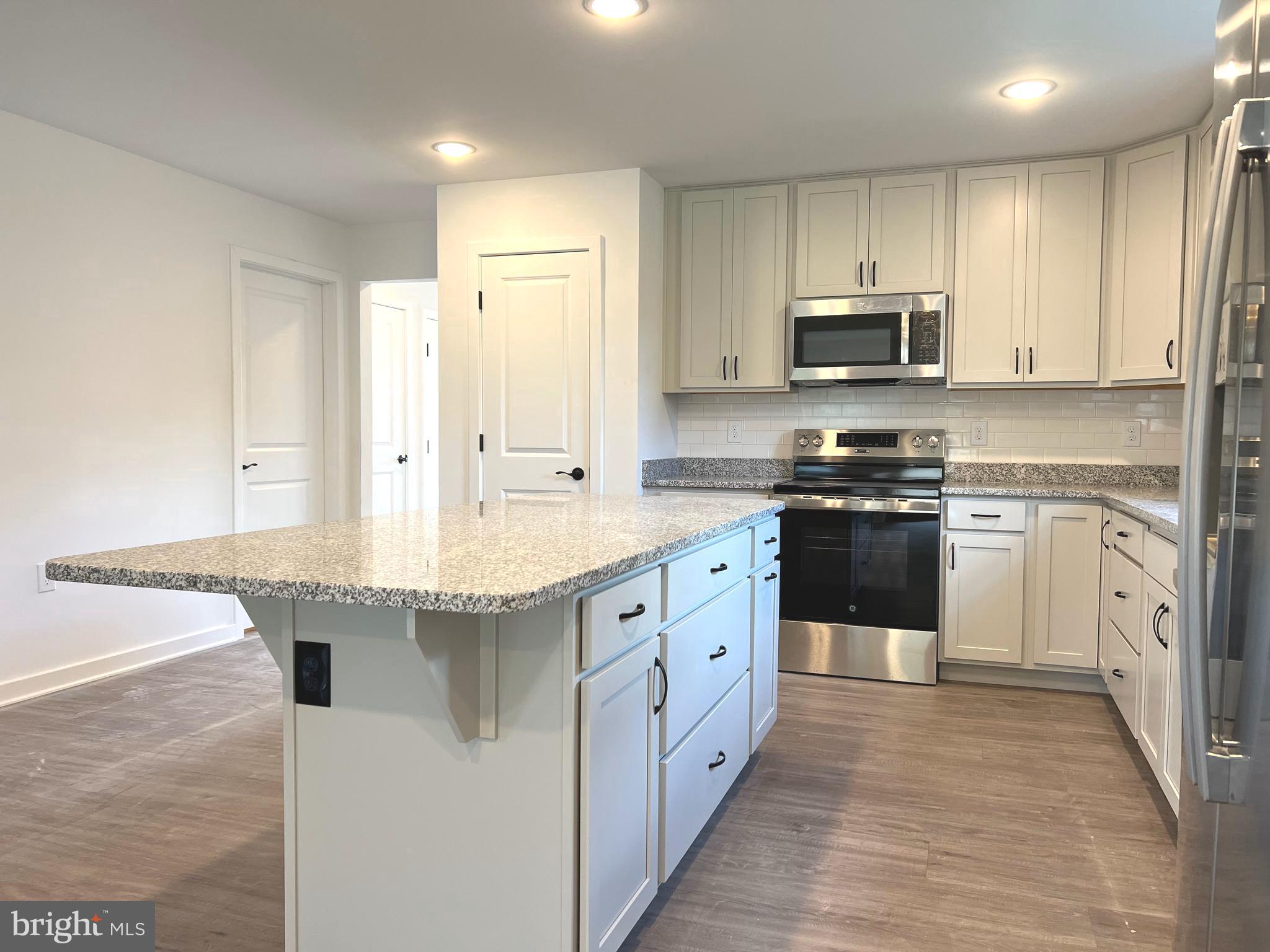 THE VILLAS AT WARM SPRINGS - Residential