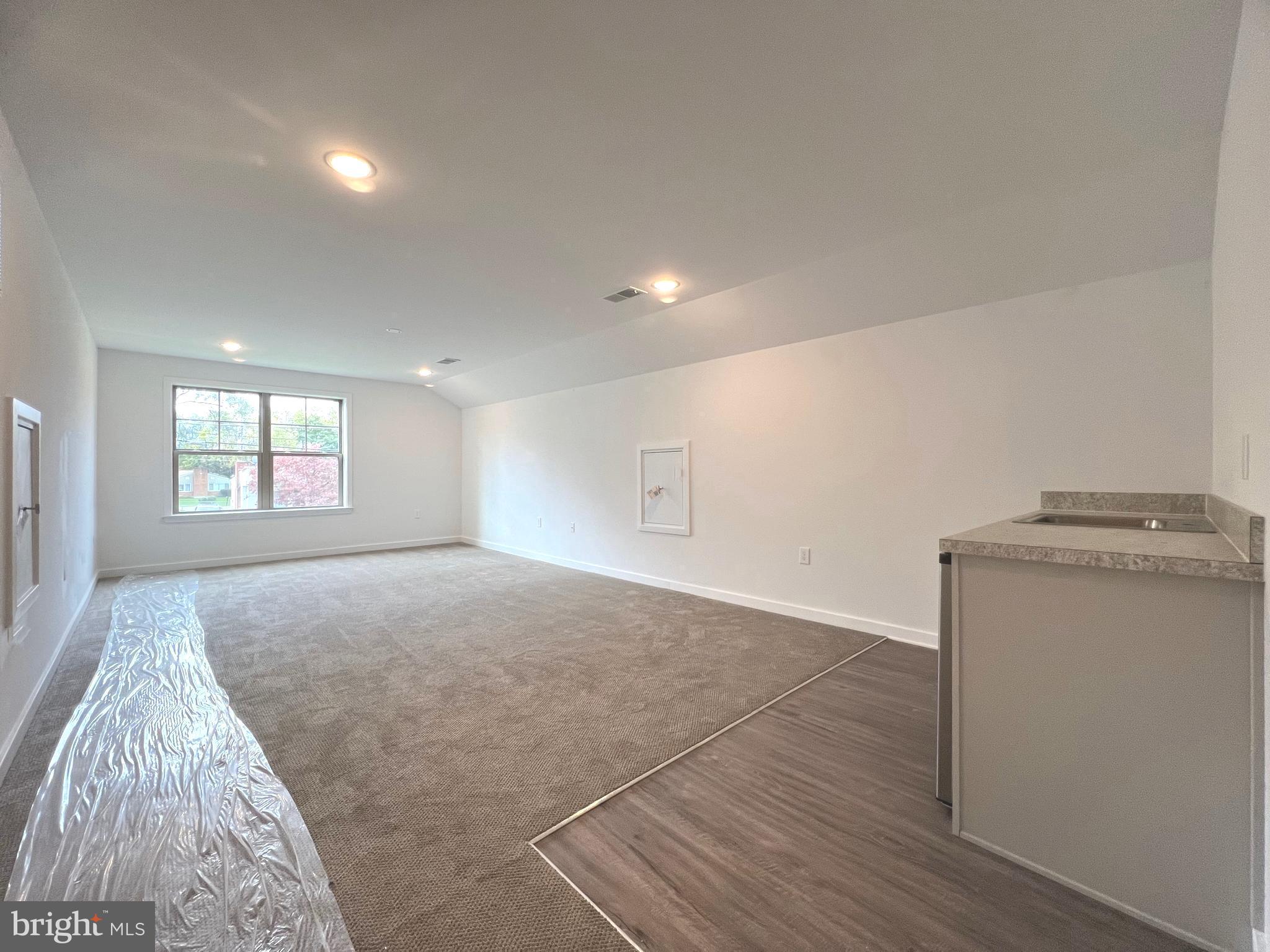 THE VILLAS AT WARM SPRINGS - Residential