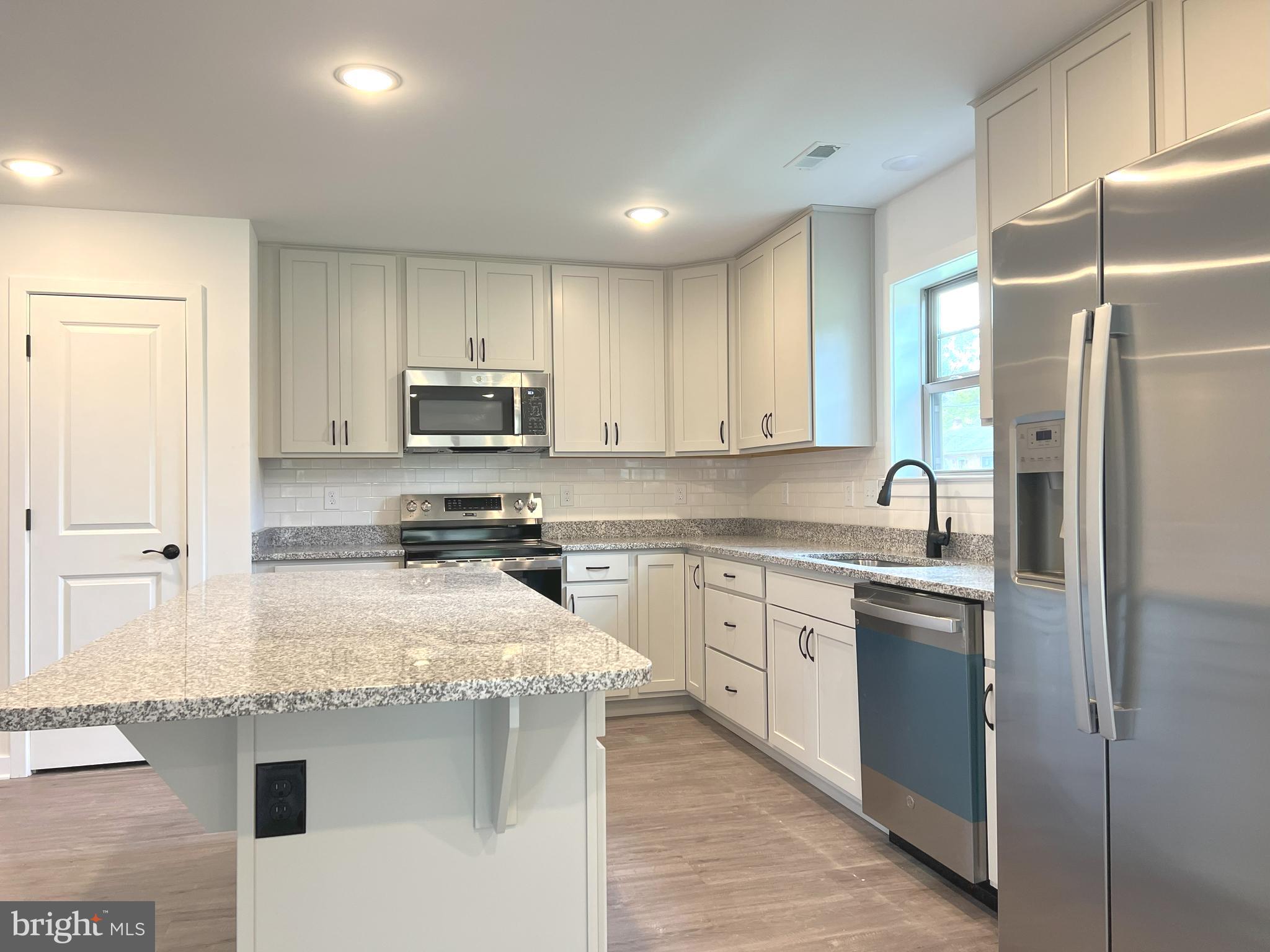 THE VILLAS AT WARM SPRINGS - Residential