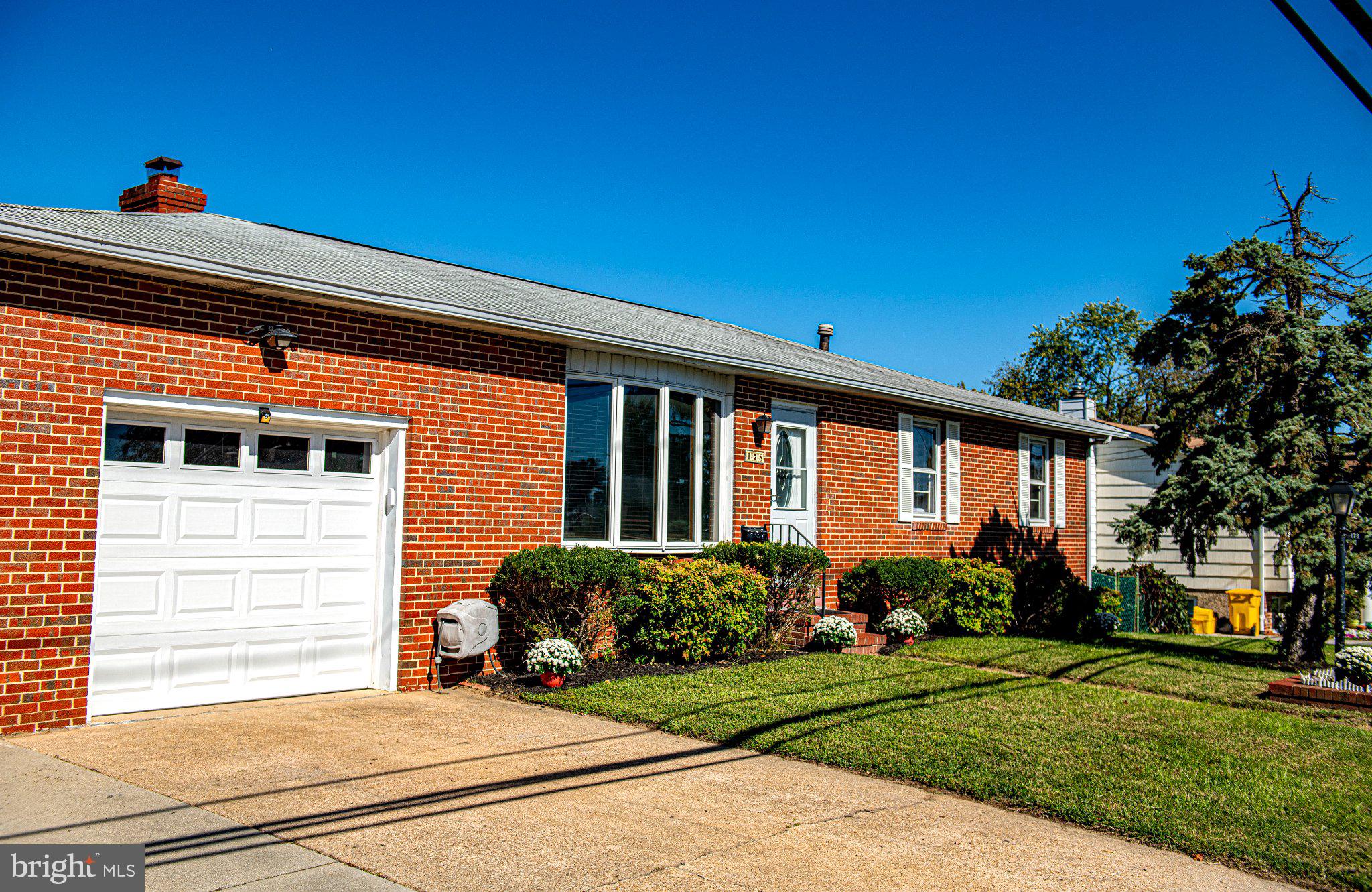 178 RIVIERA DRIVE