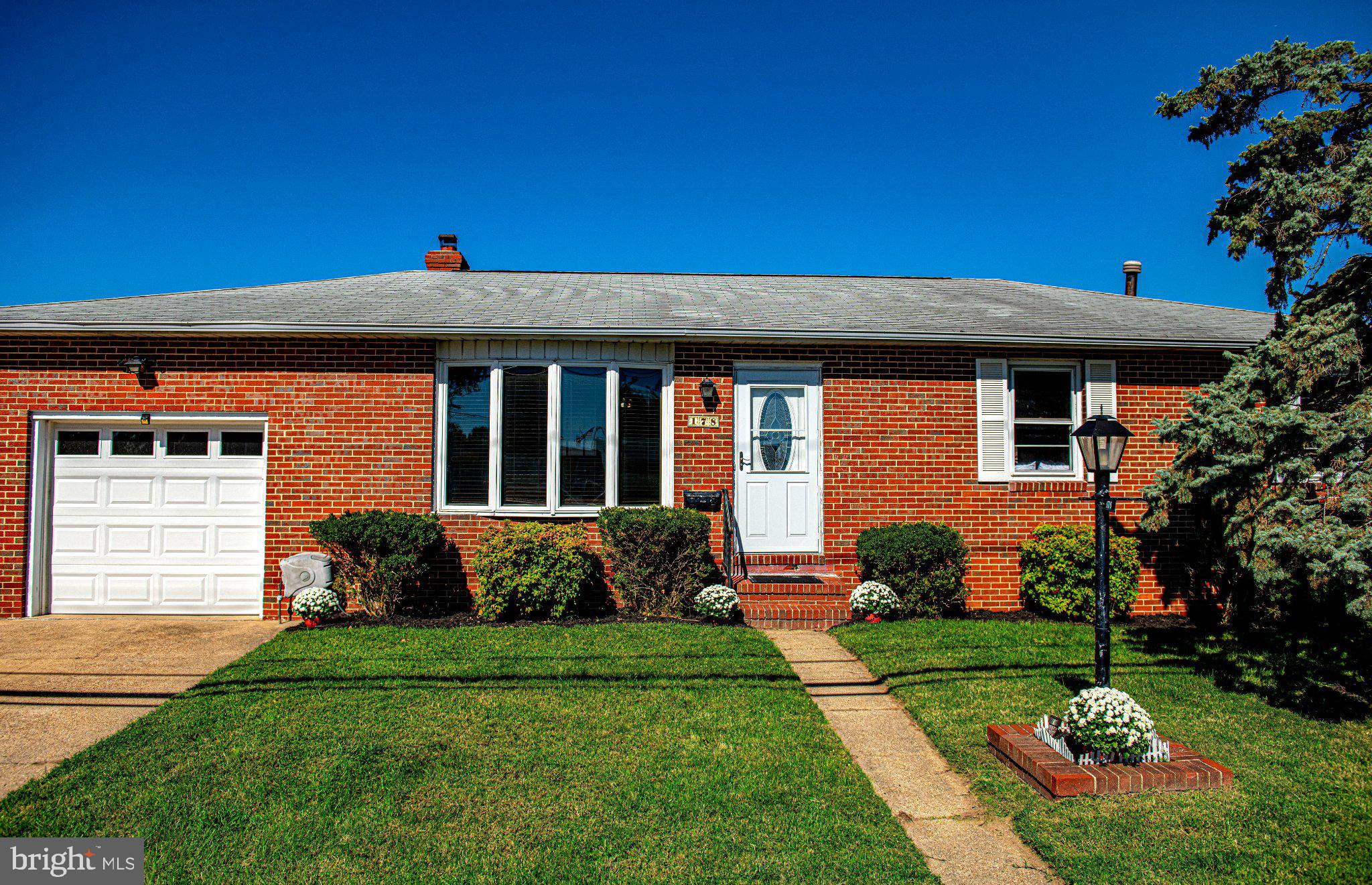 178 RIVIERA DRIVE