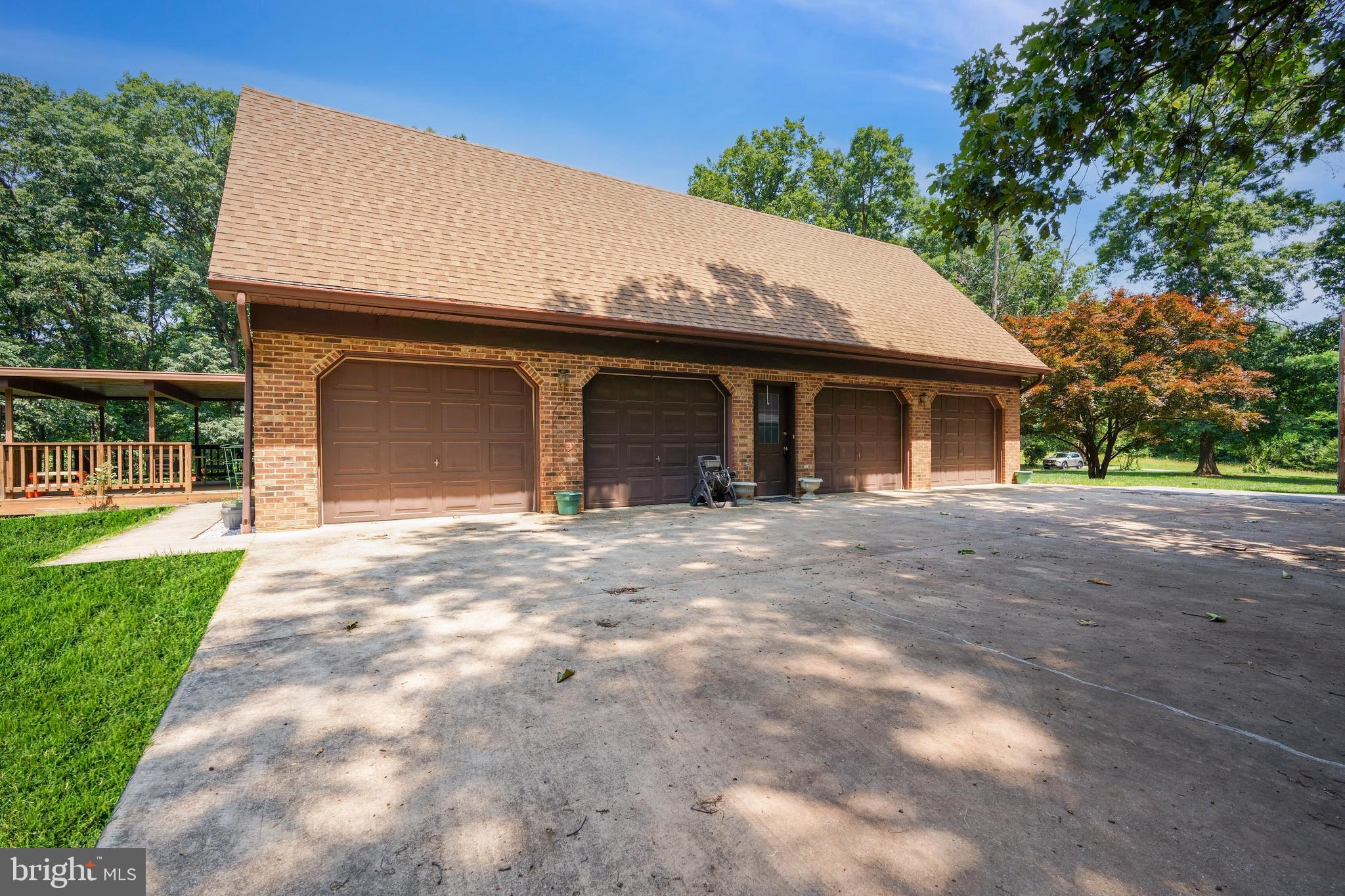 12810 KENDING LANE