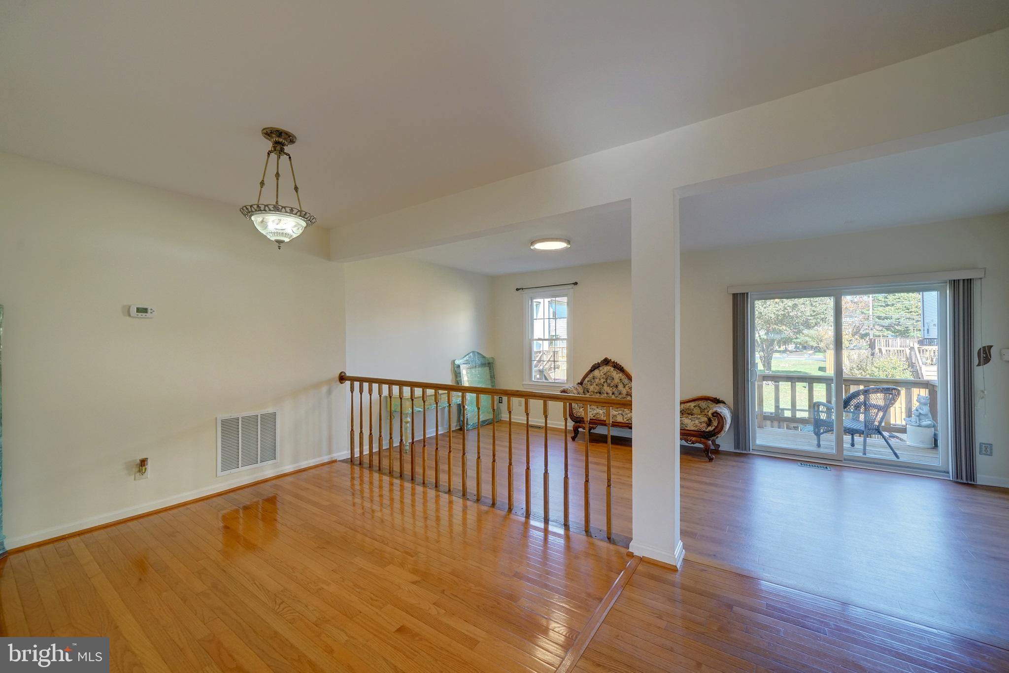 SURRATTS VILLAGE - Residential Lease