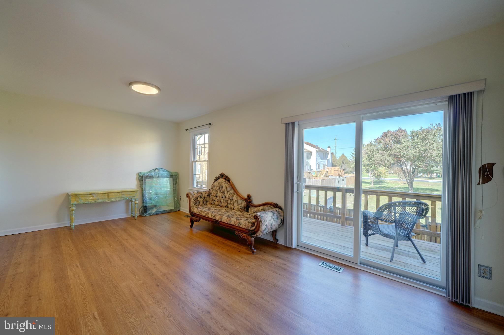 SURRATTS VILLAGE - Residential Lease