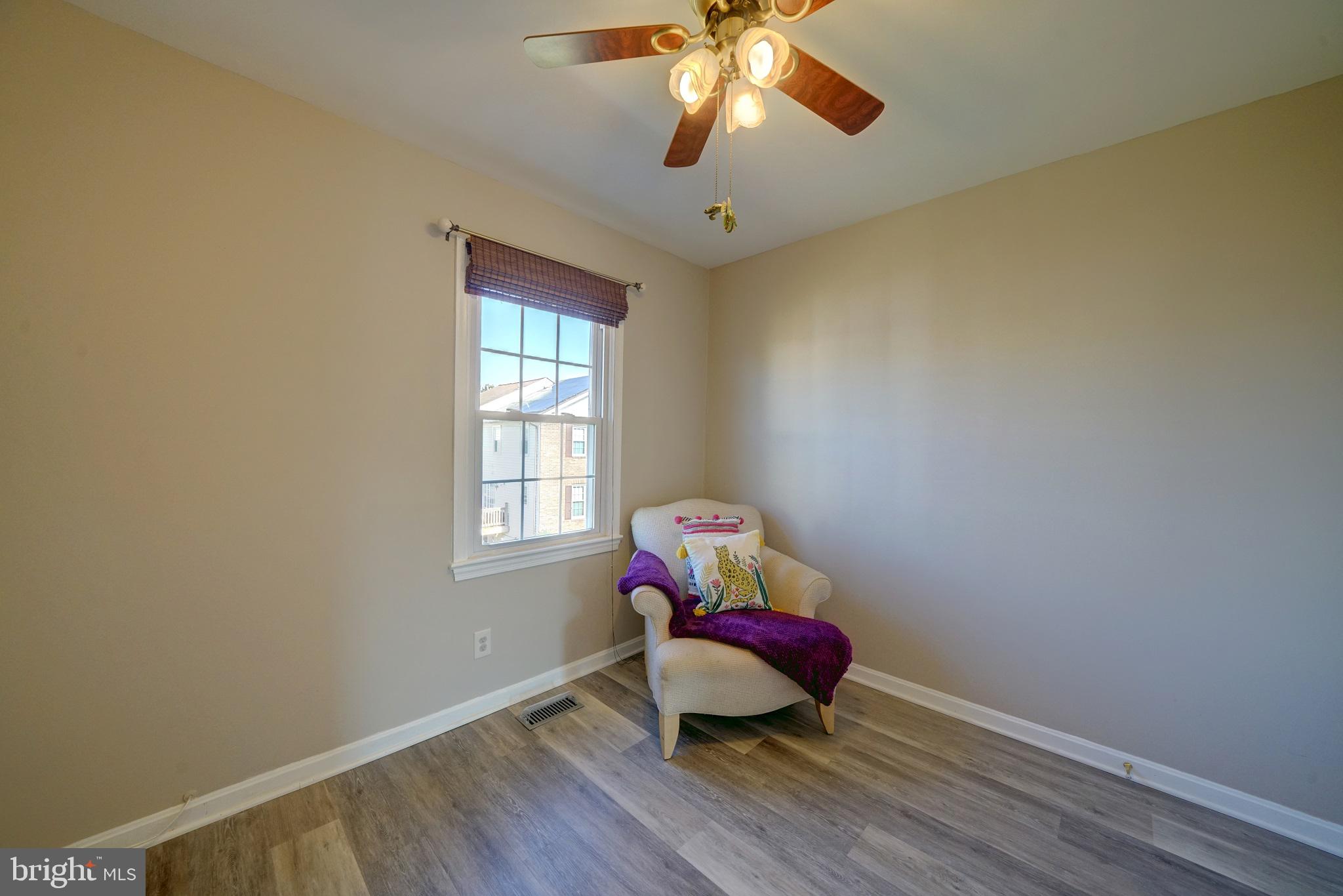 SURRATTS VILLAGE - Residential Lease