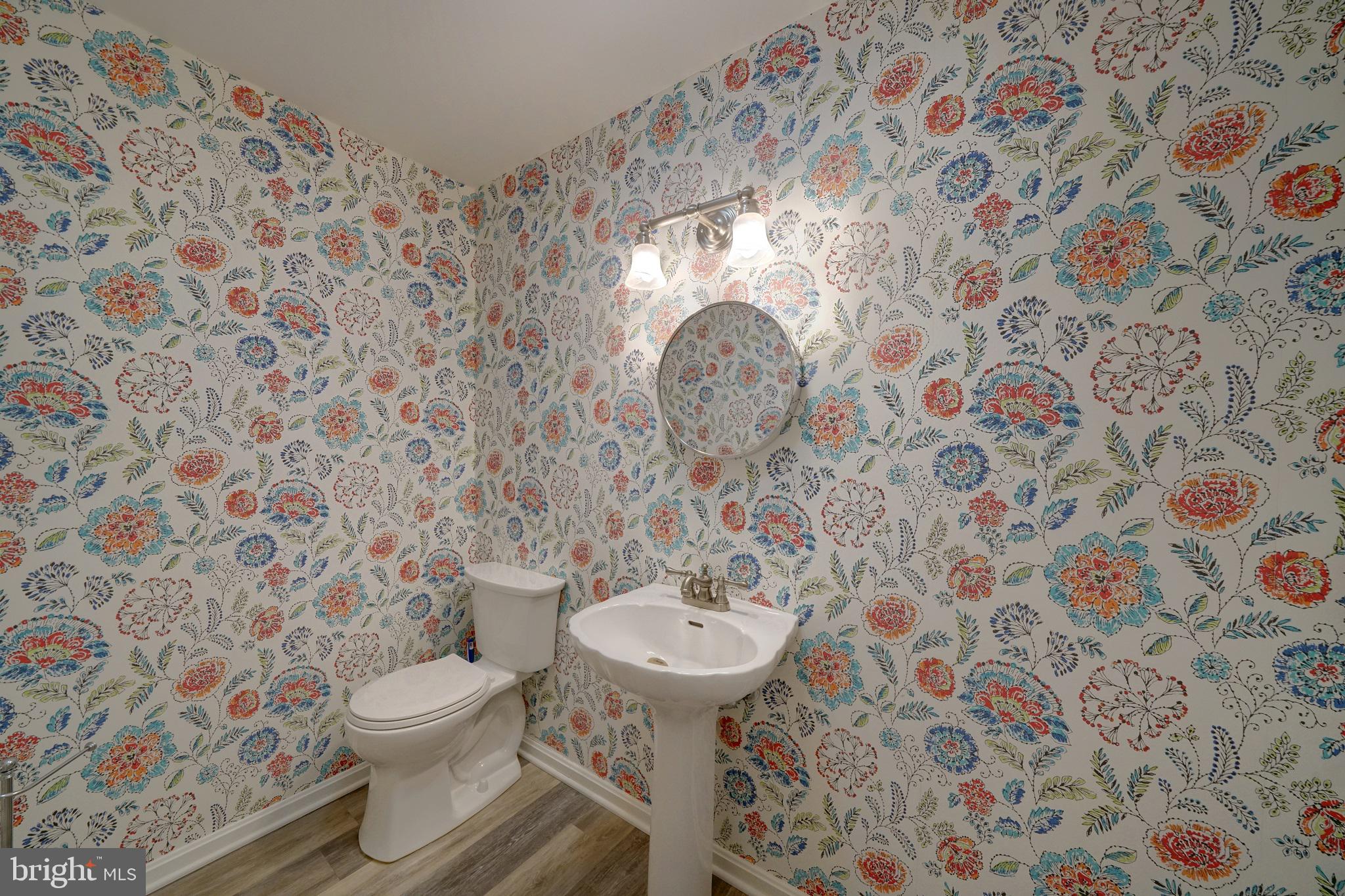 SURRATTS VILLAGE - Residential Lease