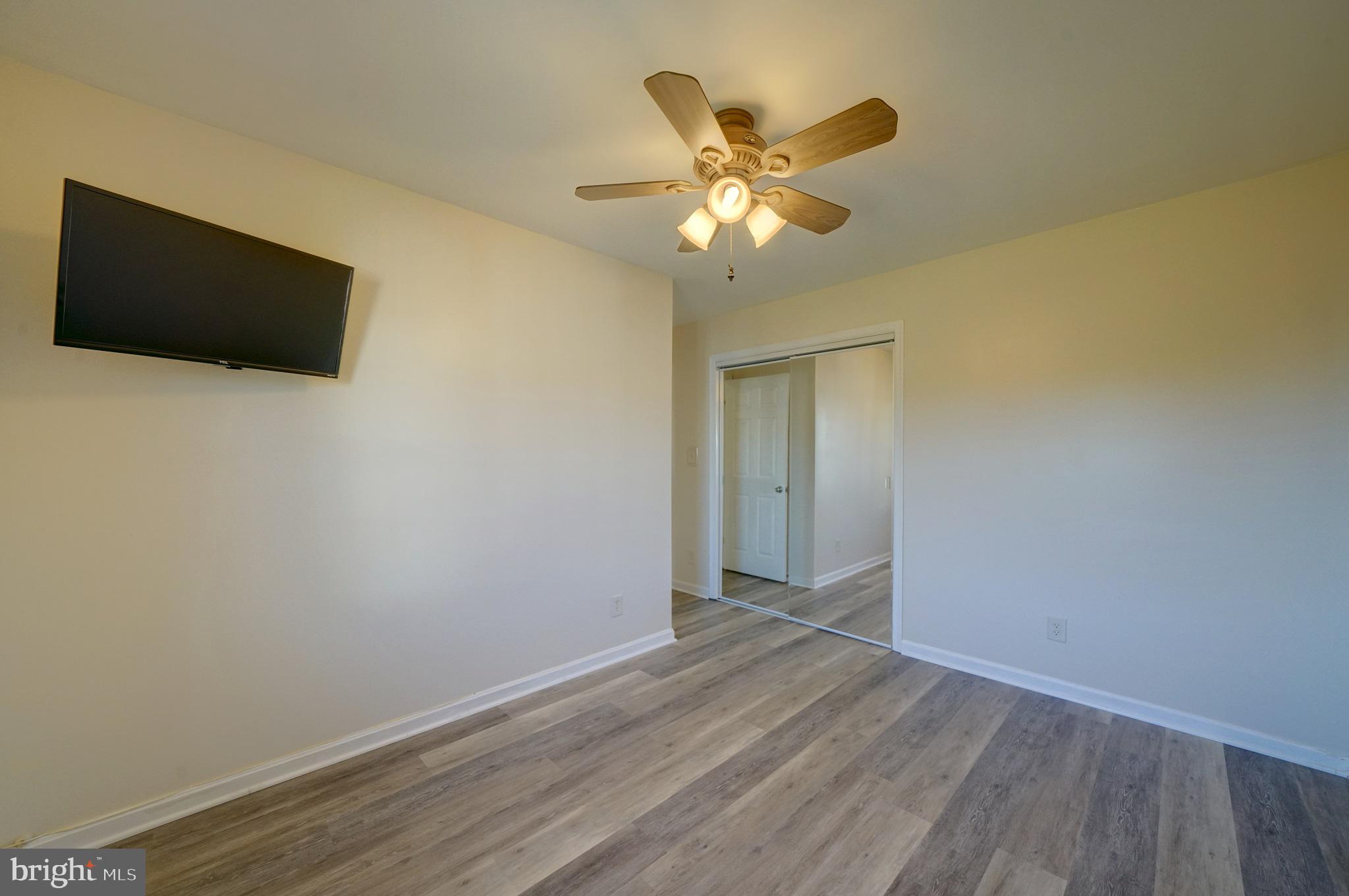 SURRATTS VILLAGE - Residential Lease