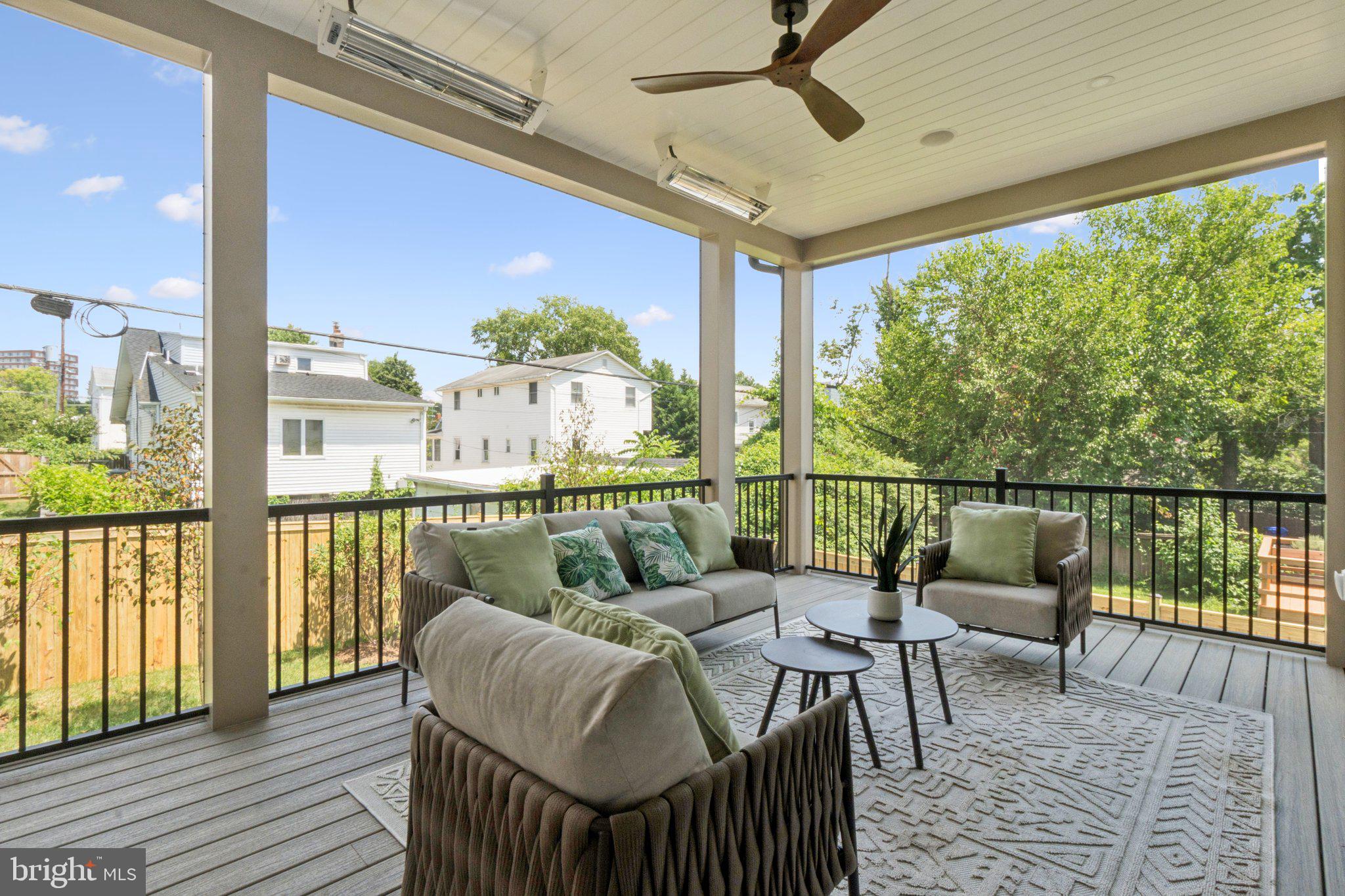 ADDISON HEIGHTS - Residential