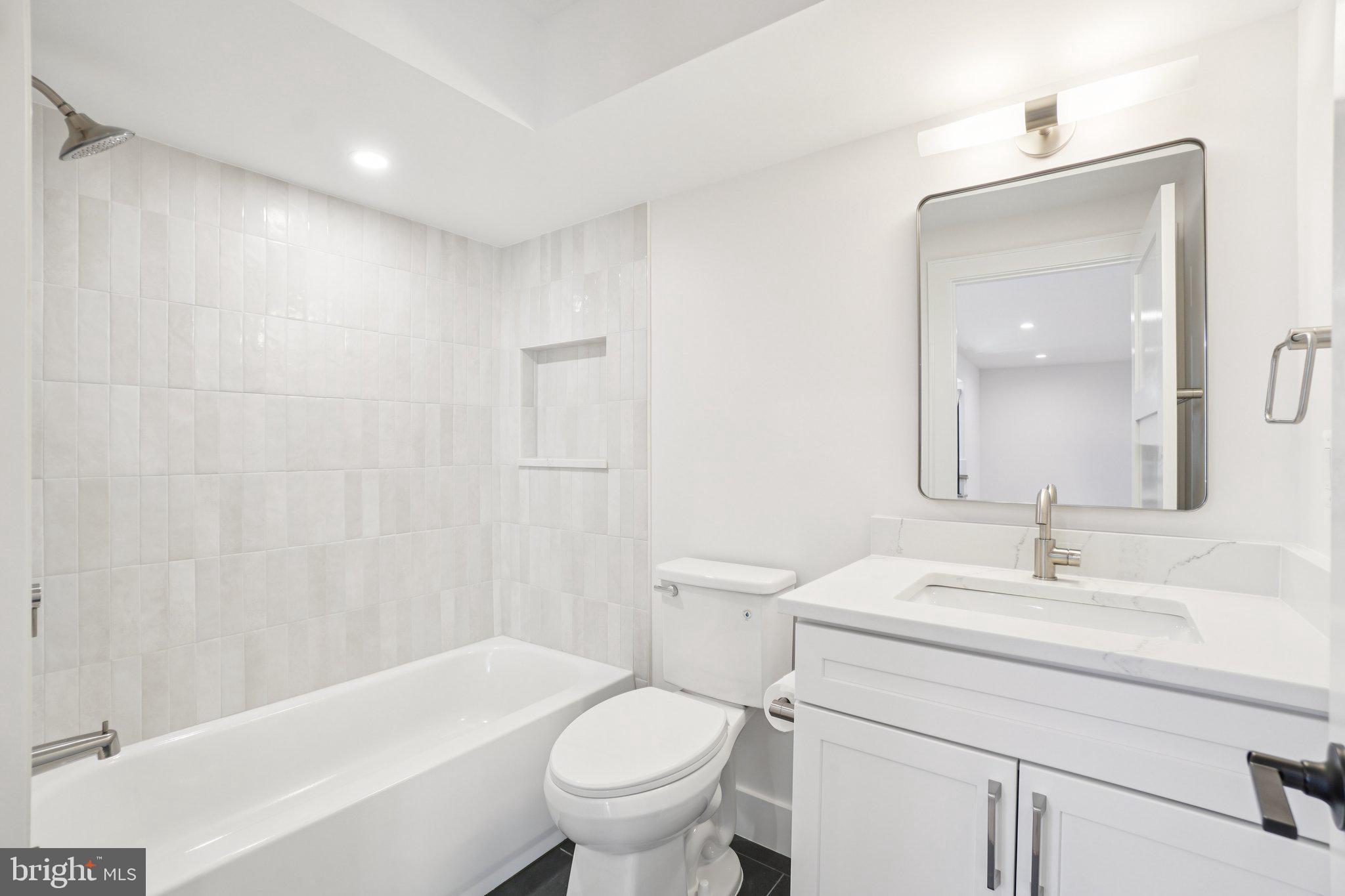 ADDISON HEIGHTS - Residential