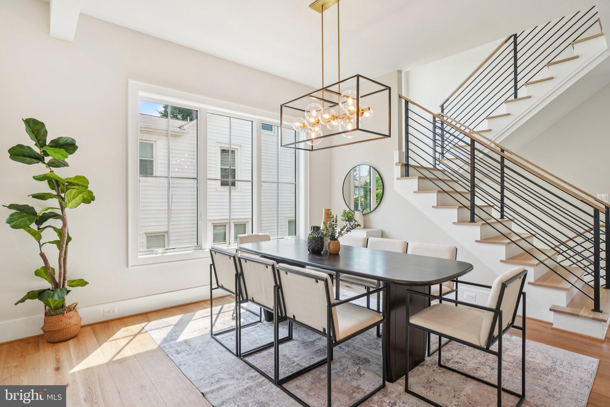 ADDISON HEIGHTS - Residential