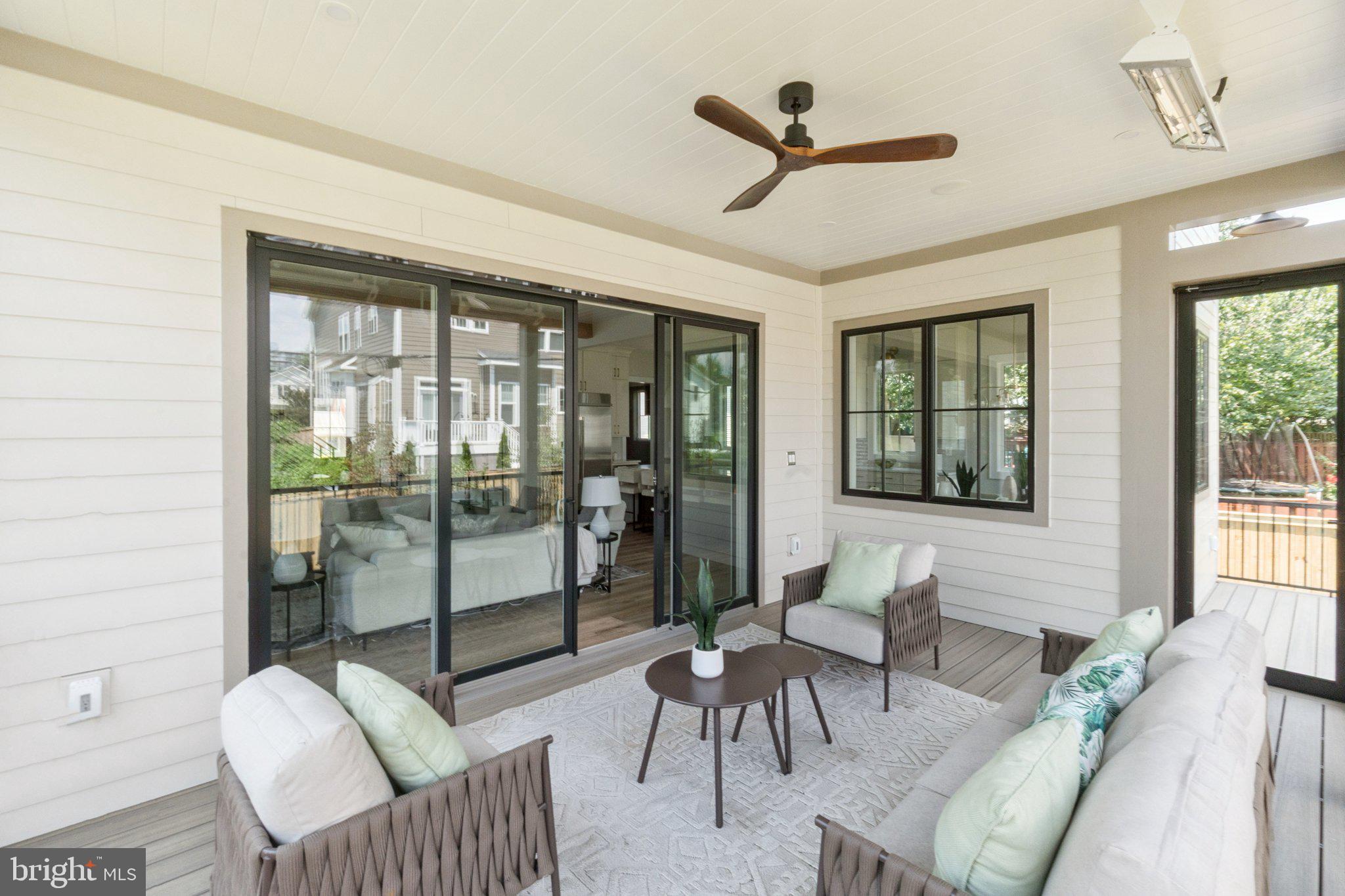 ADDISON HEIGHTS - Residential