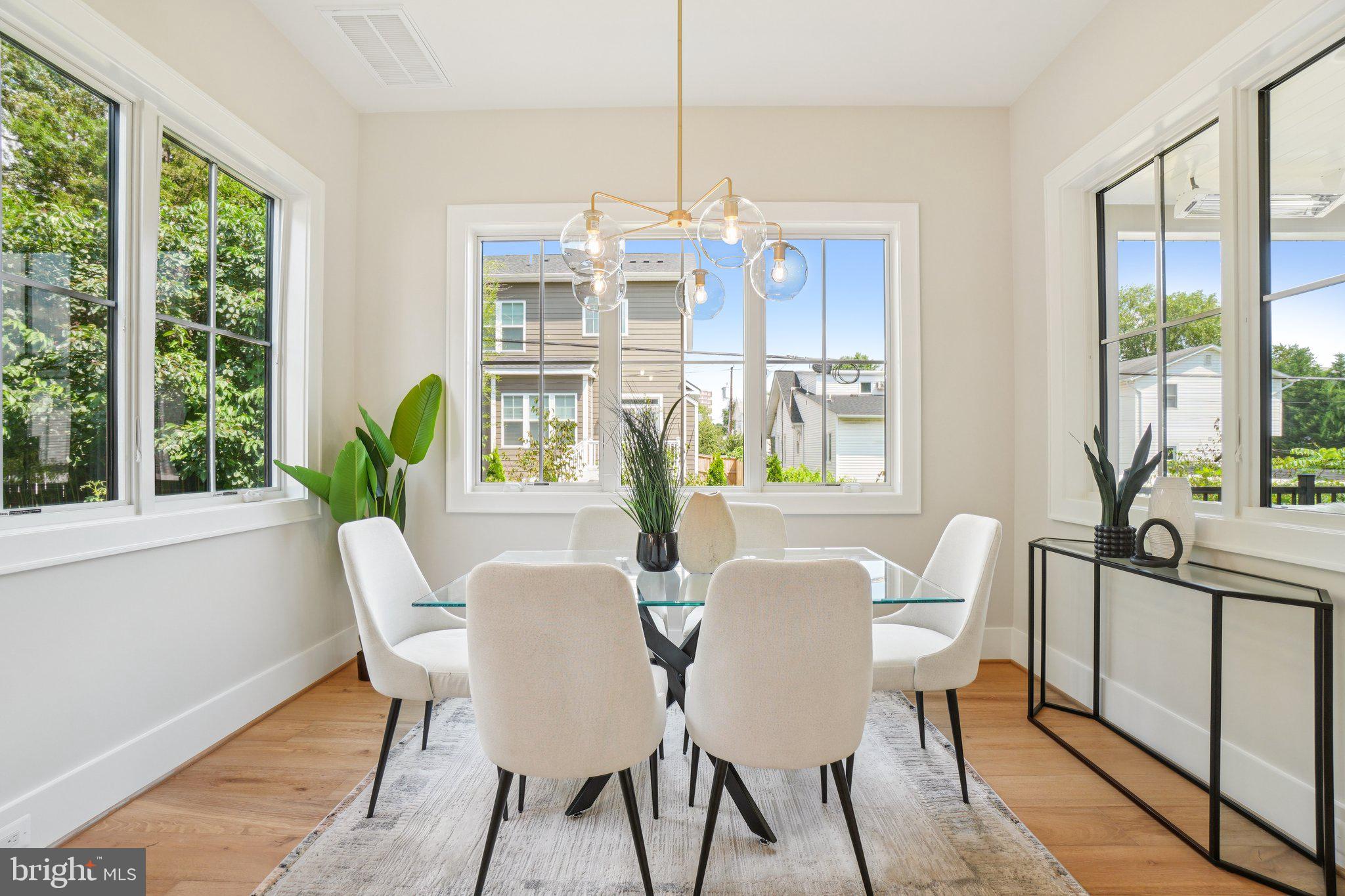 ADDISON HEIGHTS - Residential