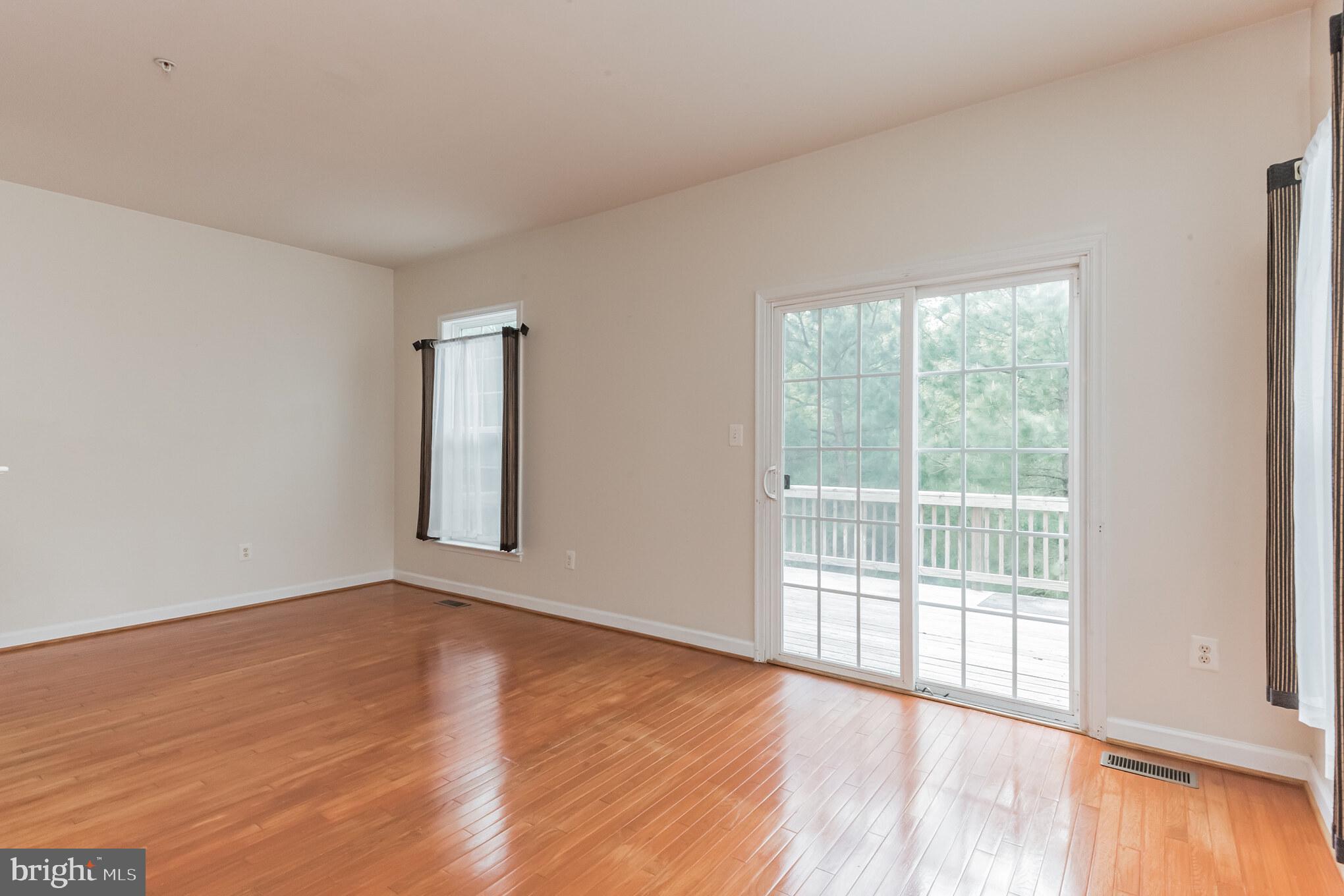 FAIRWOOD - Residential