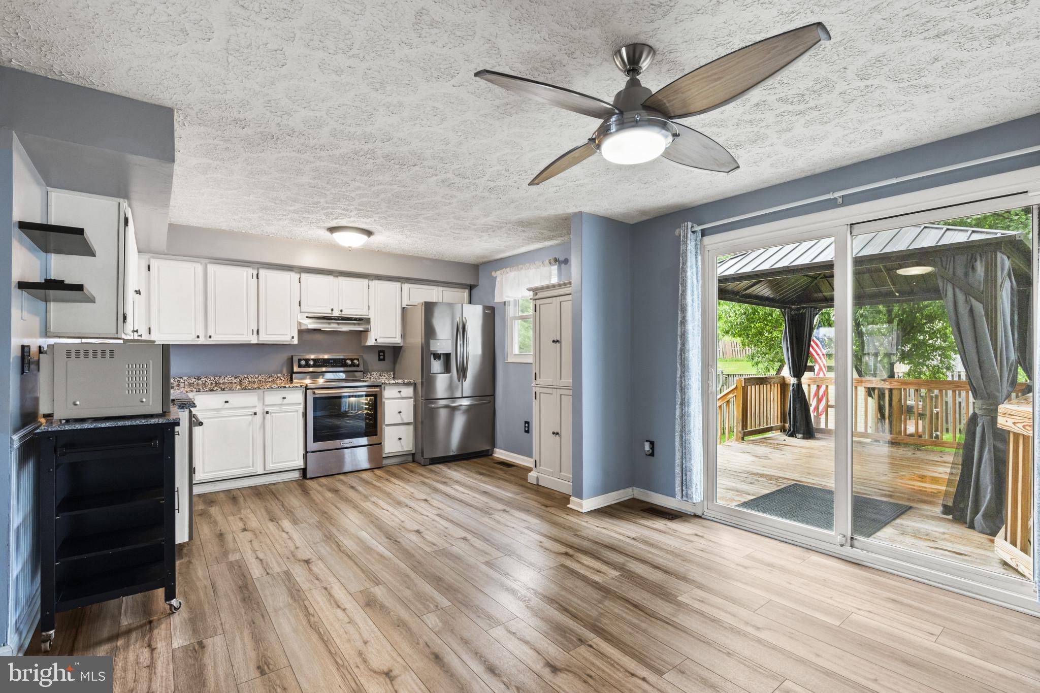 3210 SPLIT OAK COURT