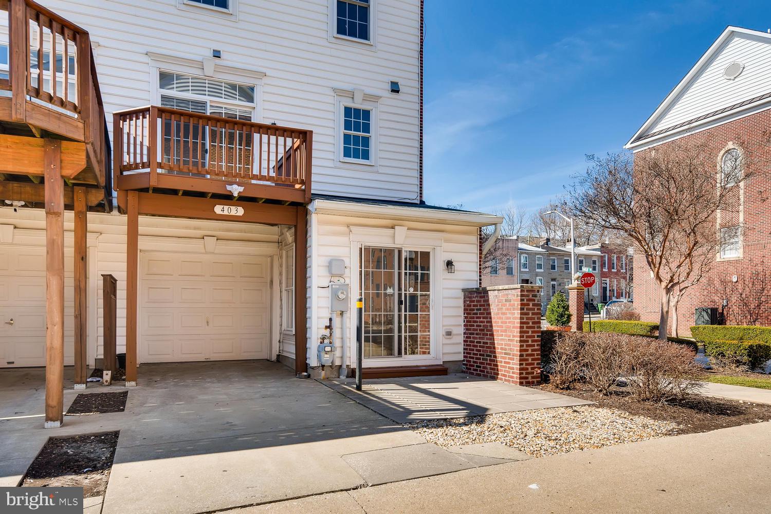 CAMDEN CROSSING - Residential