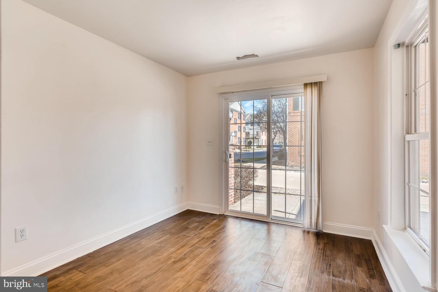 CAMDEN CROSSING - Residential