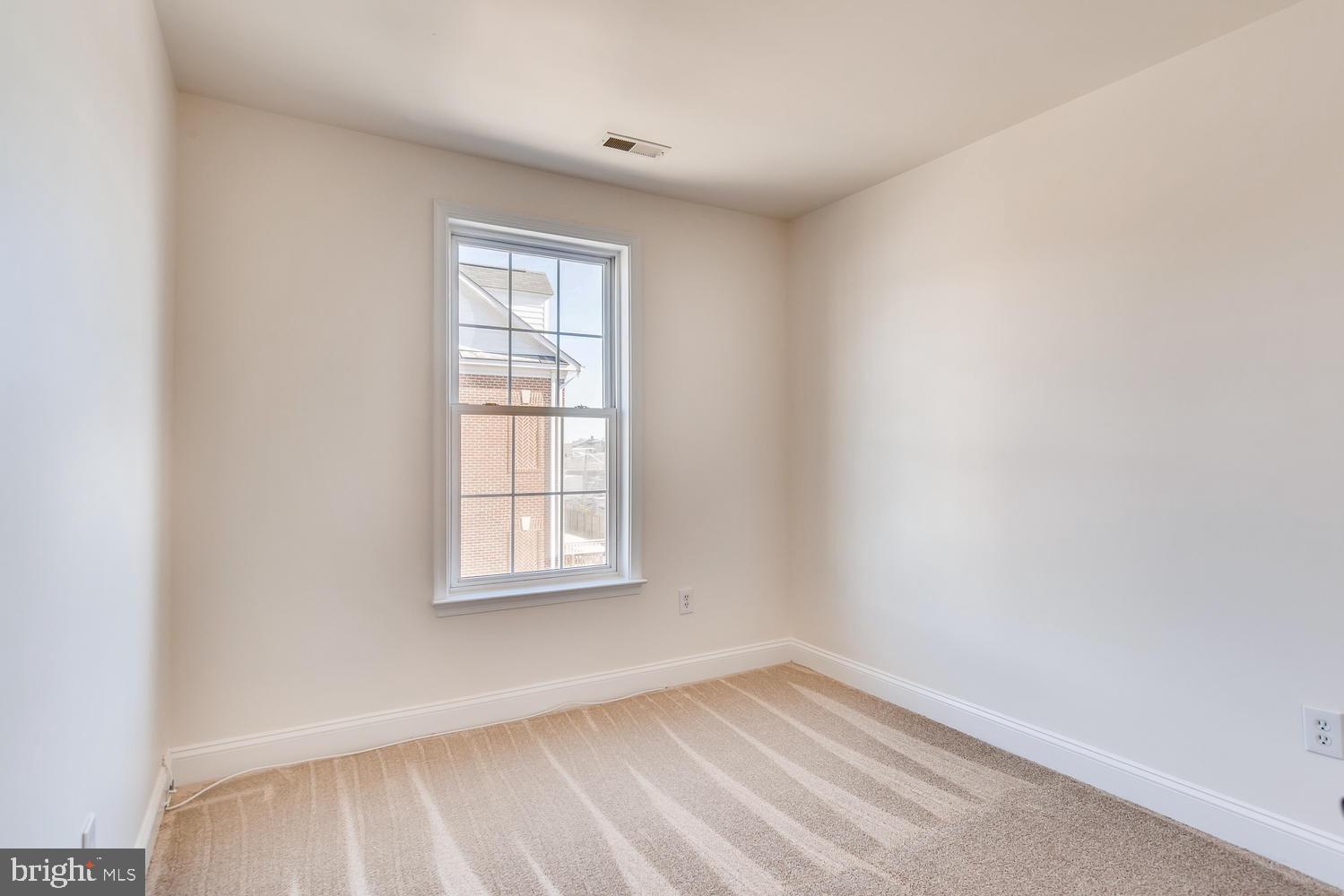 CAMDEN CROSSING - Residential