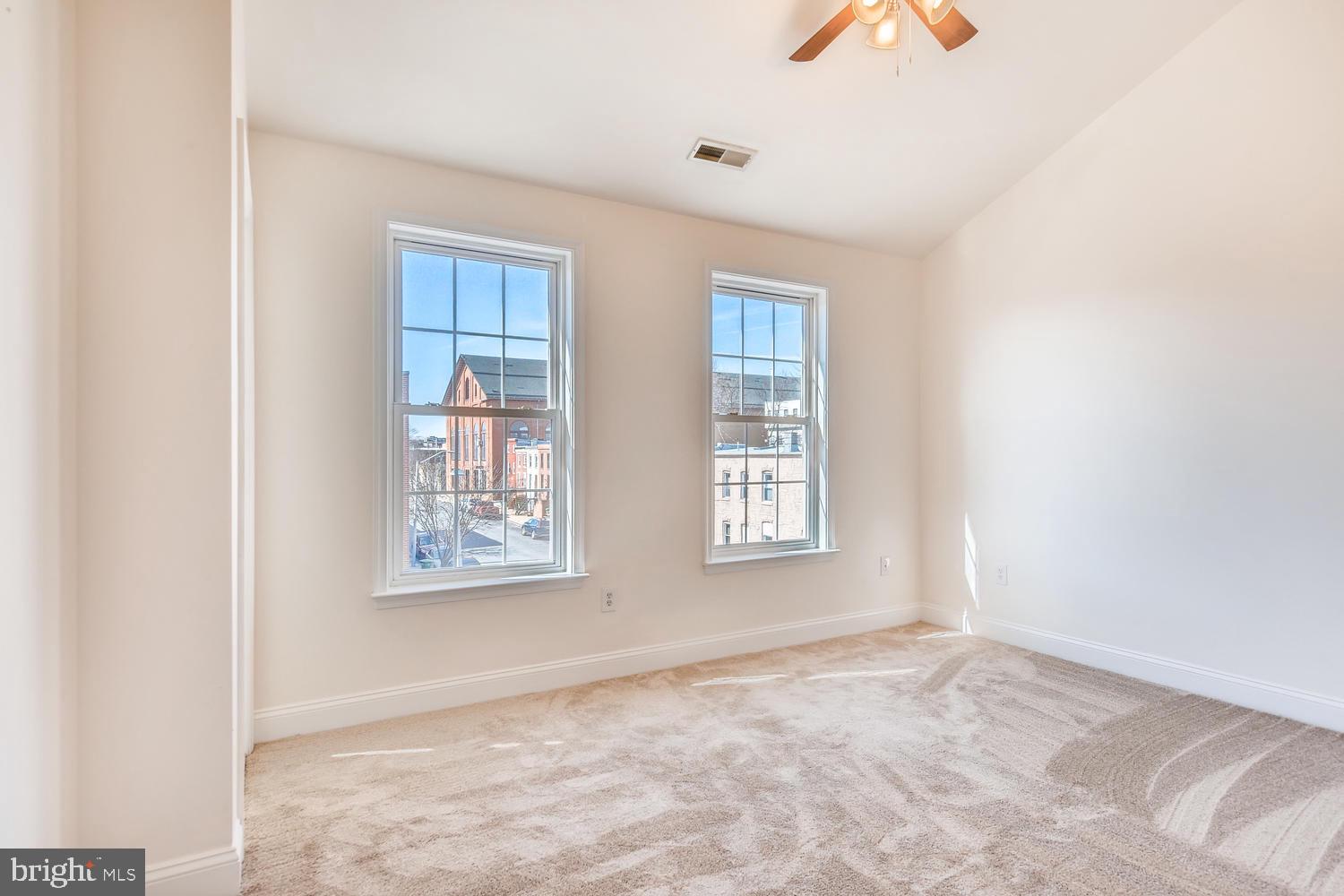 CAMDEN CROSSING - Residential