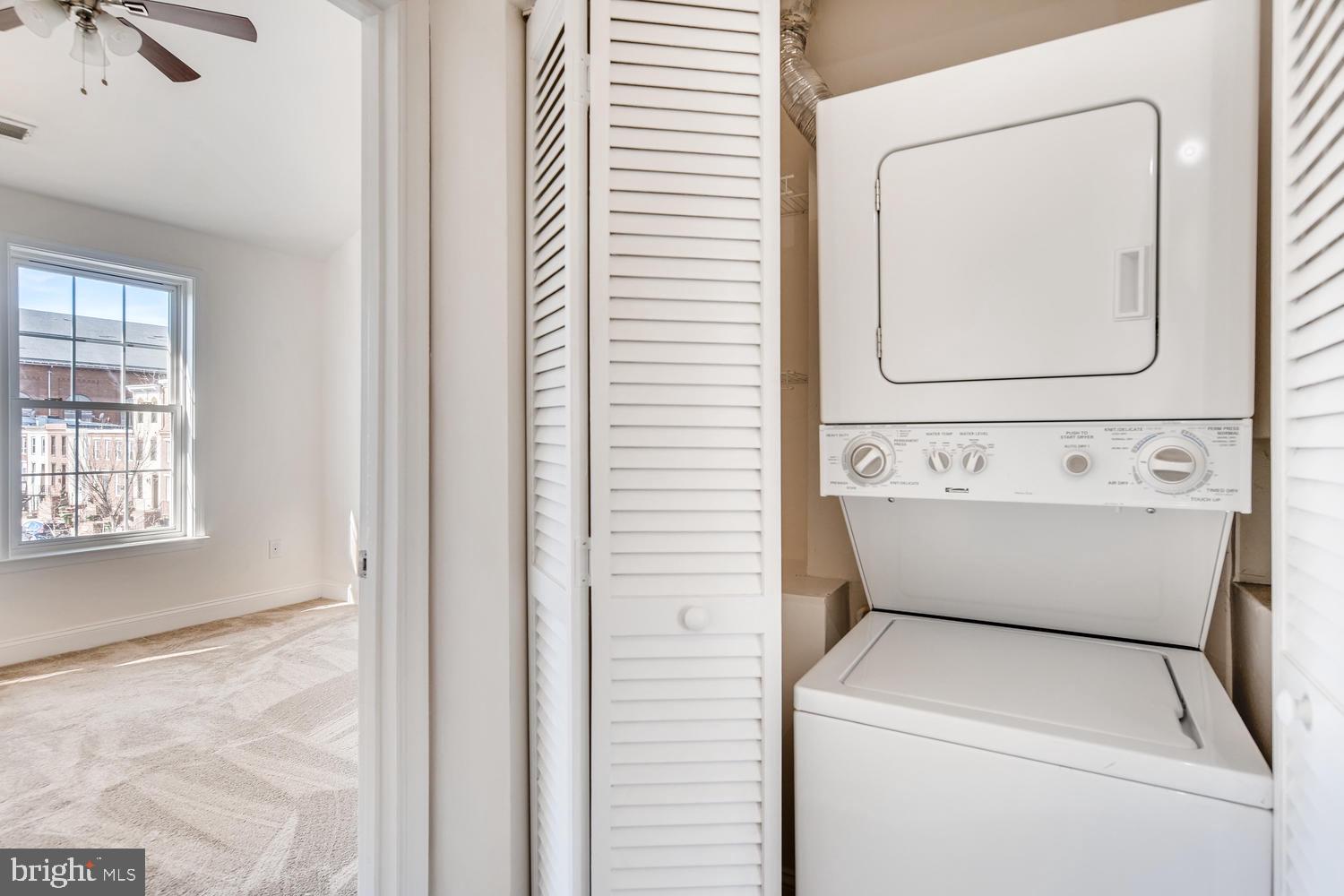 CAMDEN CROSSING - Residential