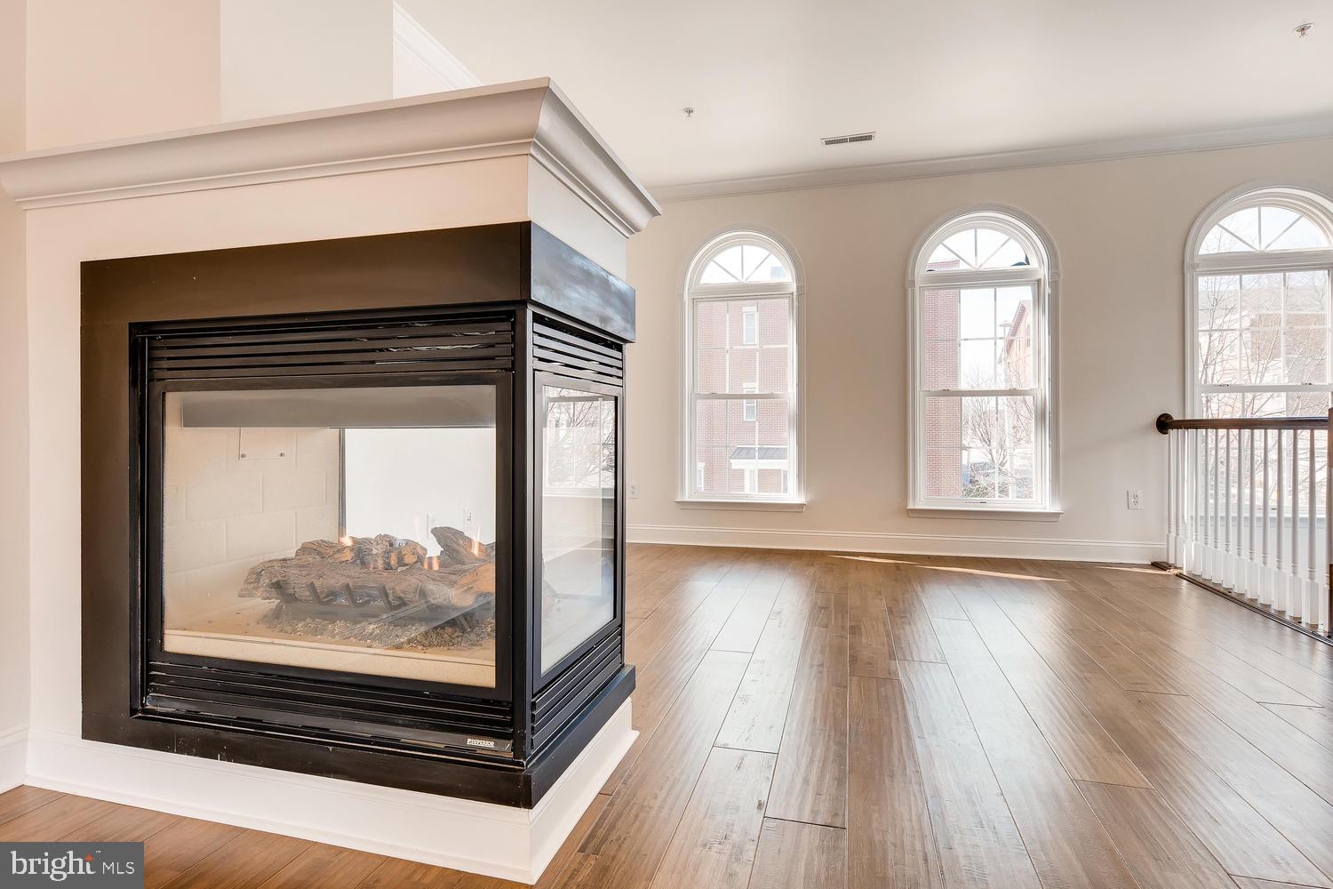 CAMDEN CROSSING - Residential