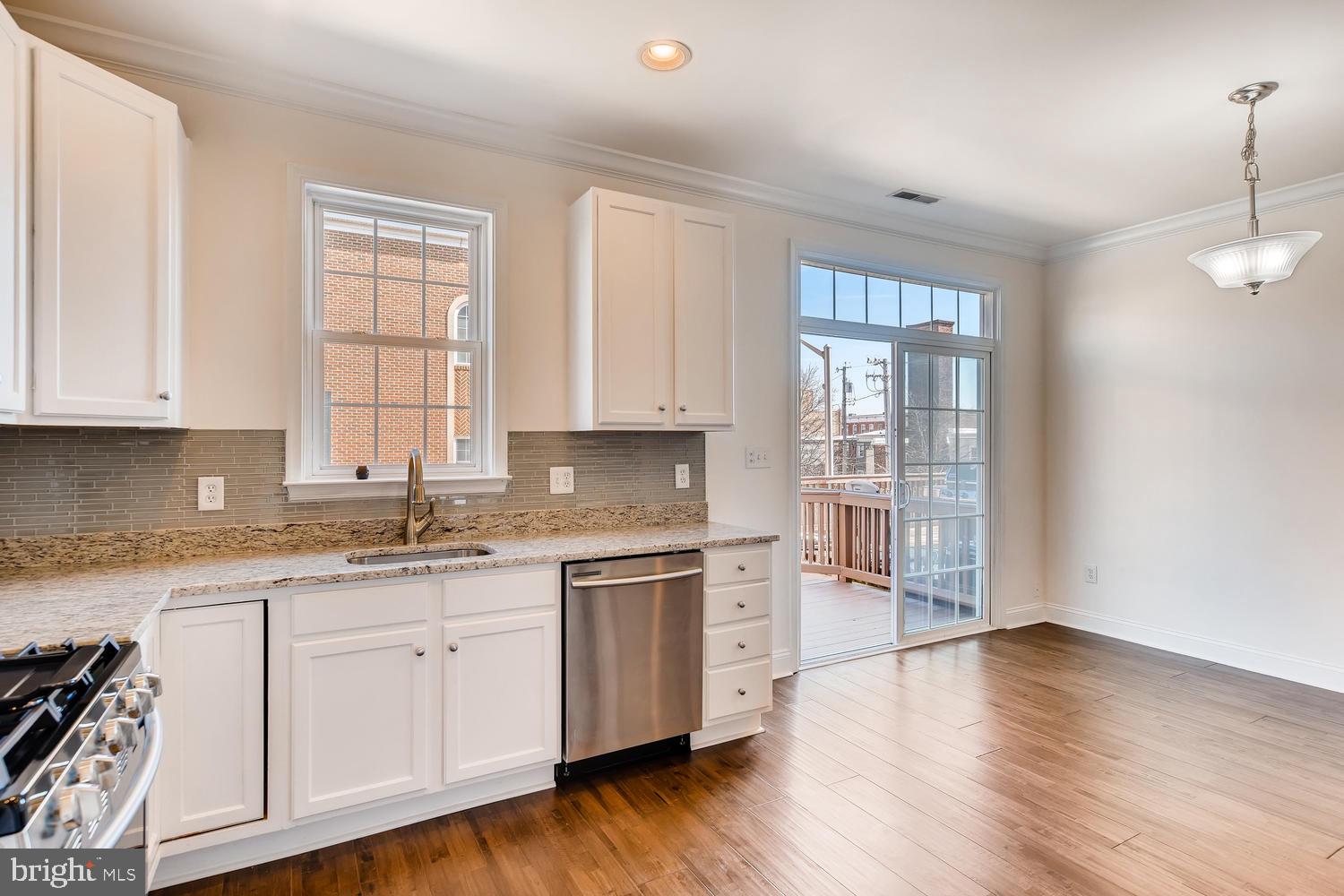 CAMDEN CROSSING - Residential