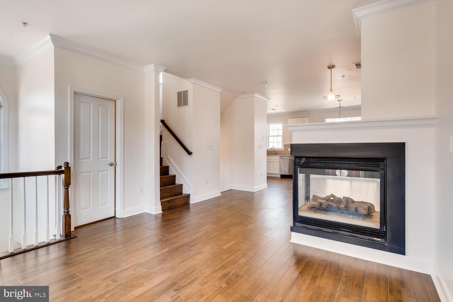 CAMDEN CROSSING - Residential