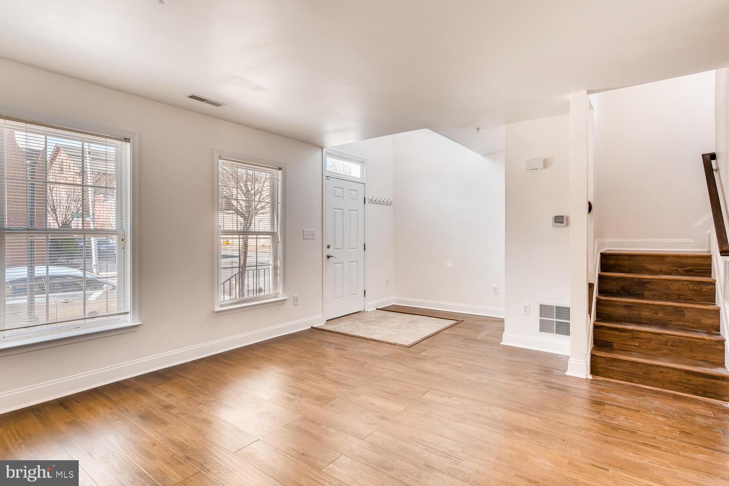 CAMDEN CROSSING - Residential