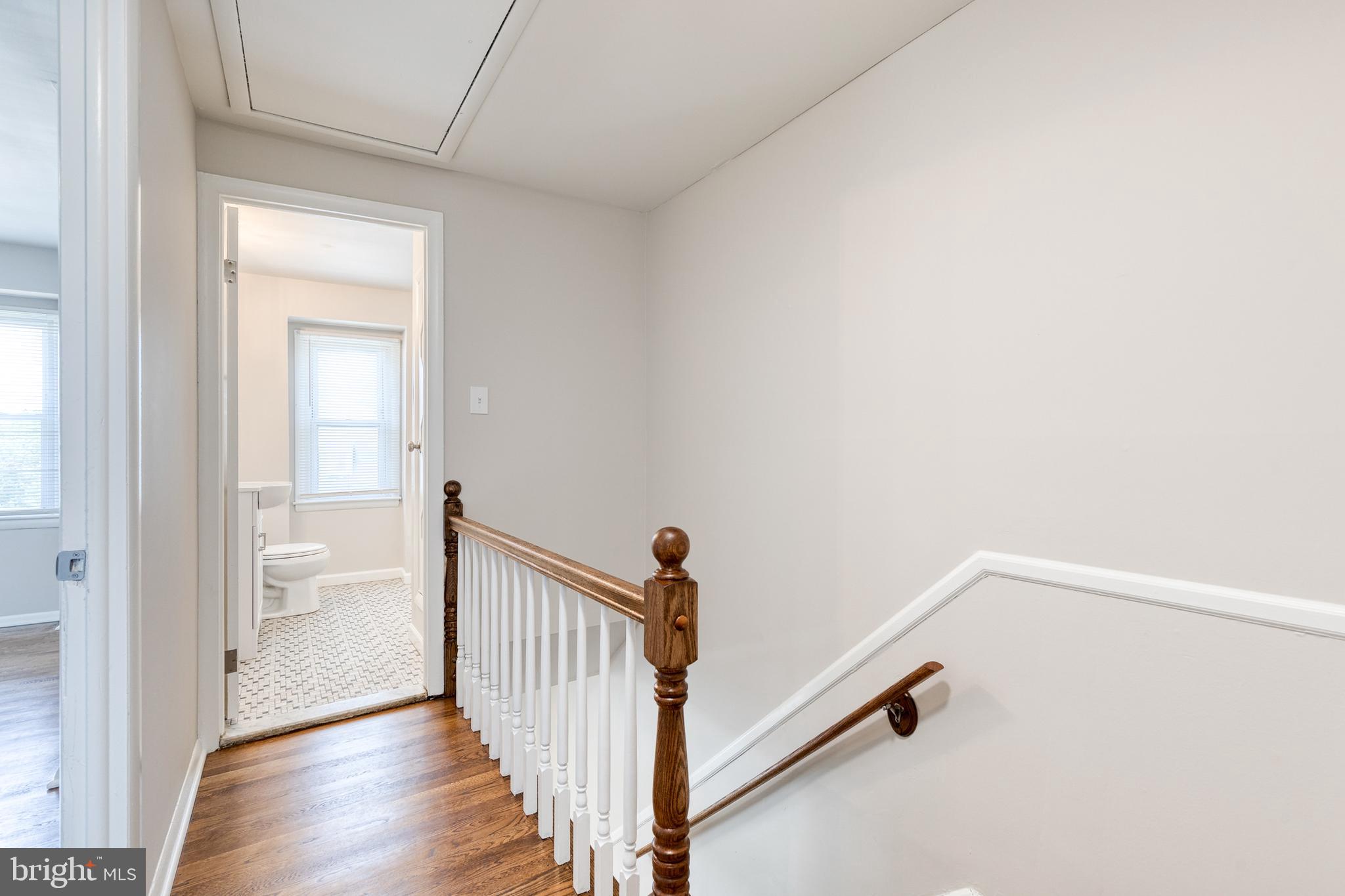 HOLLAND HILL - Residential