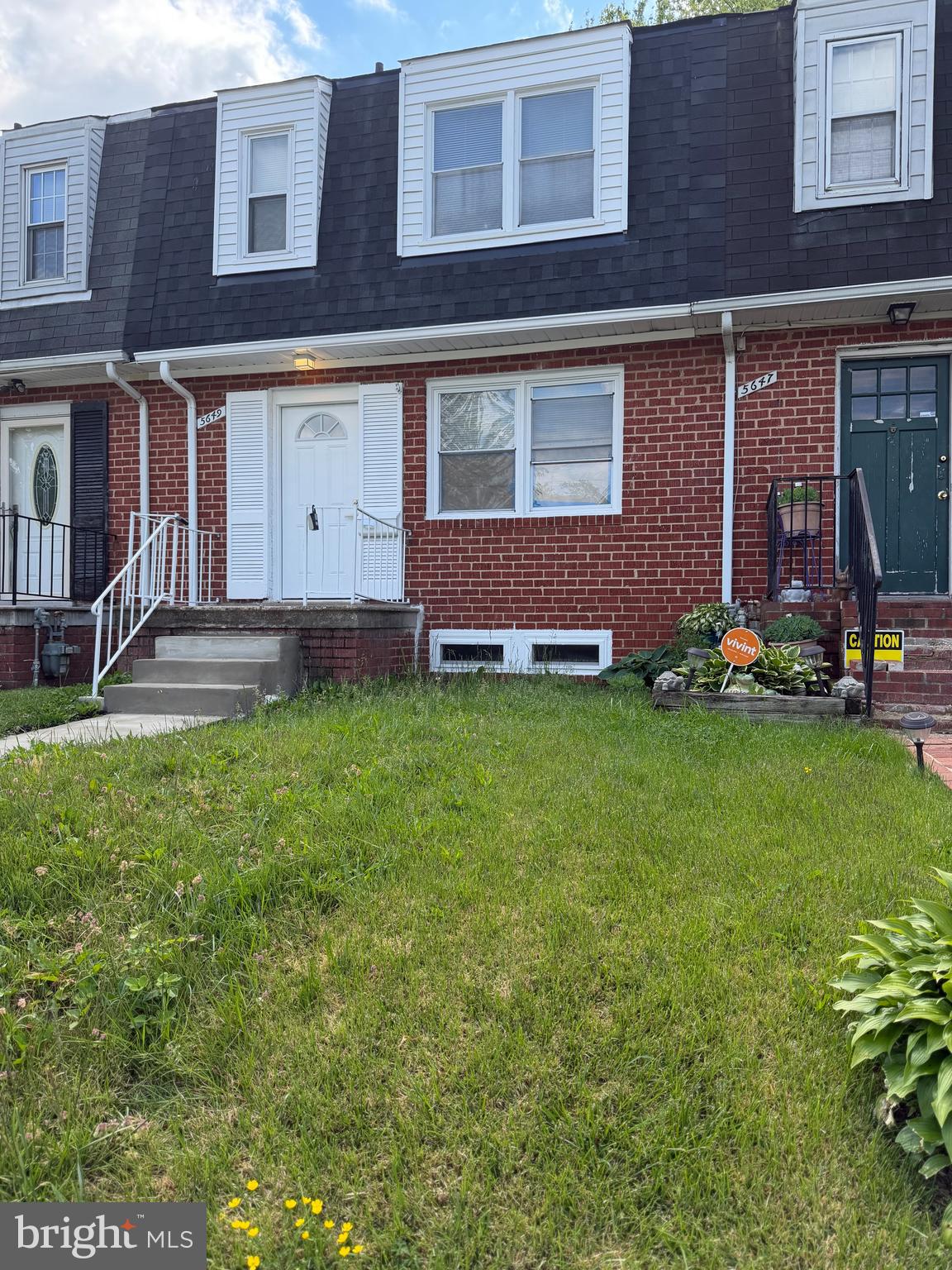 HOLLAND HILL - Residential