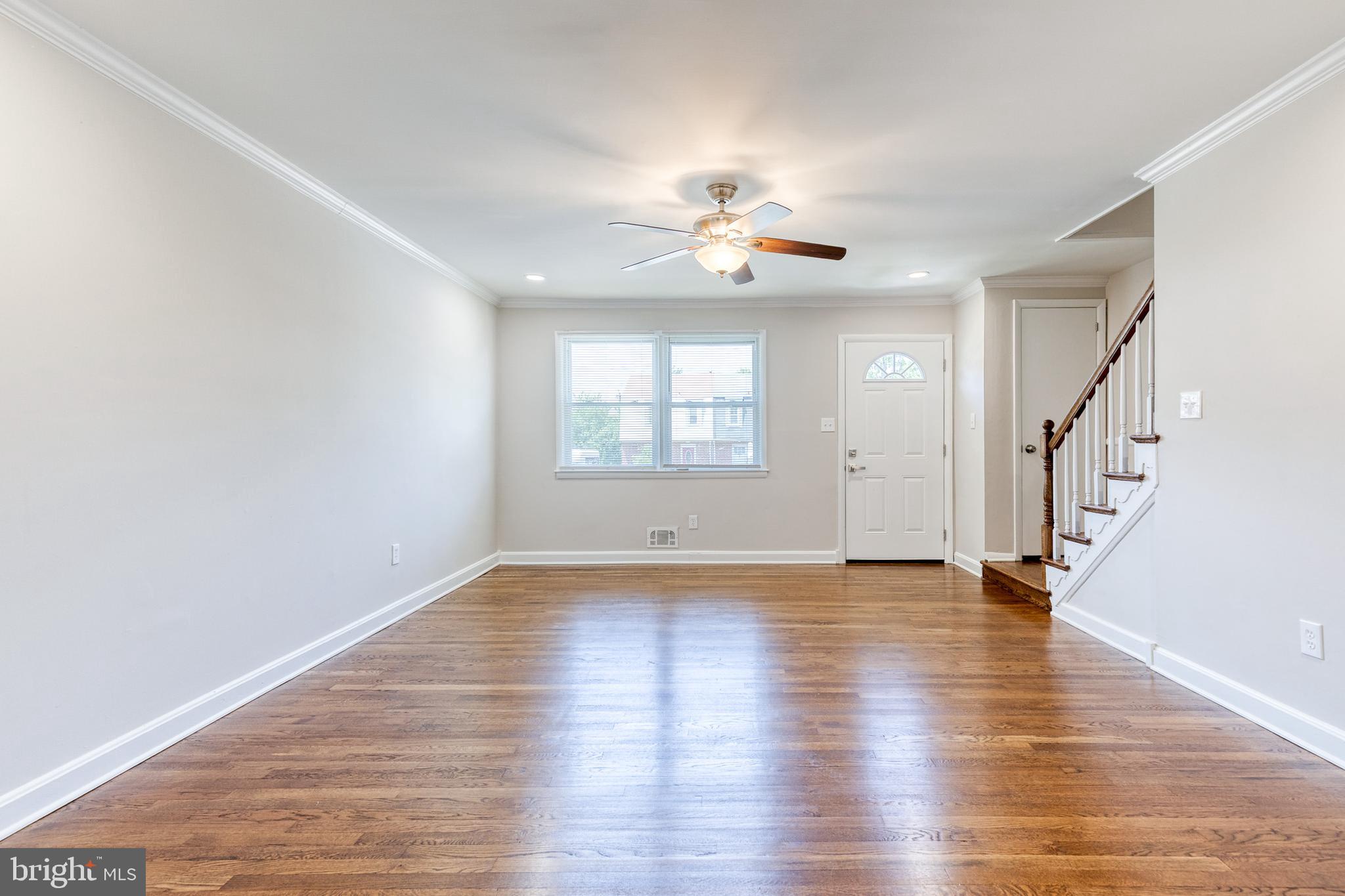 HOLLAND HILL - Residential