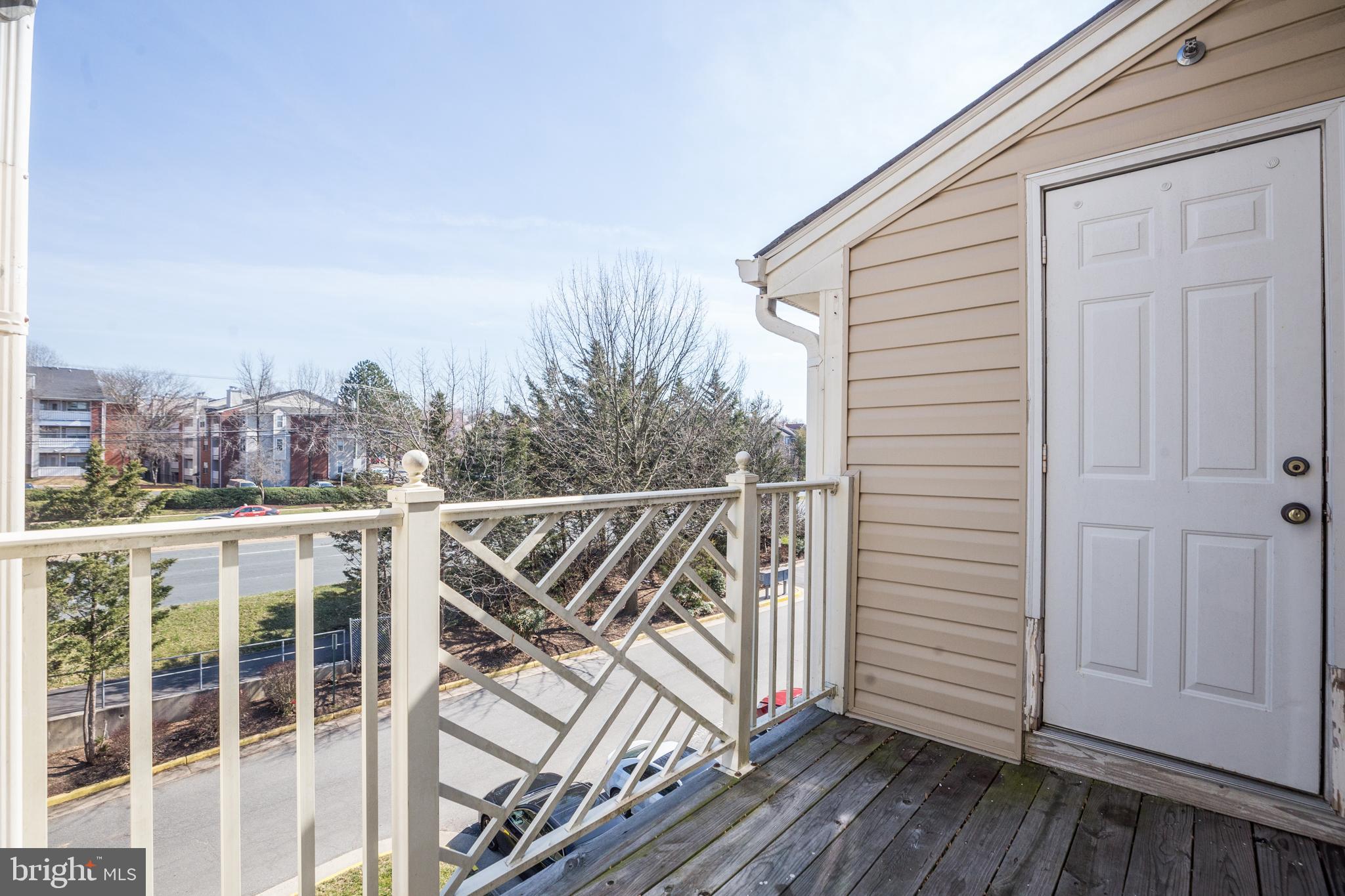 FAIRFIELD HOUSE - Residential