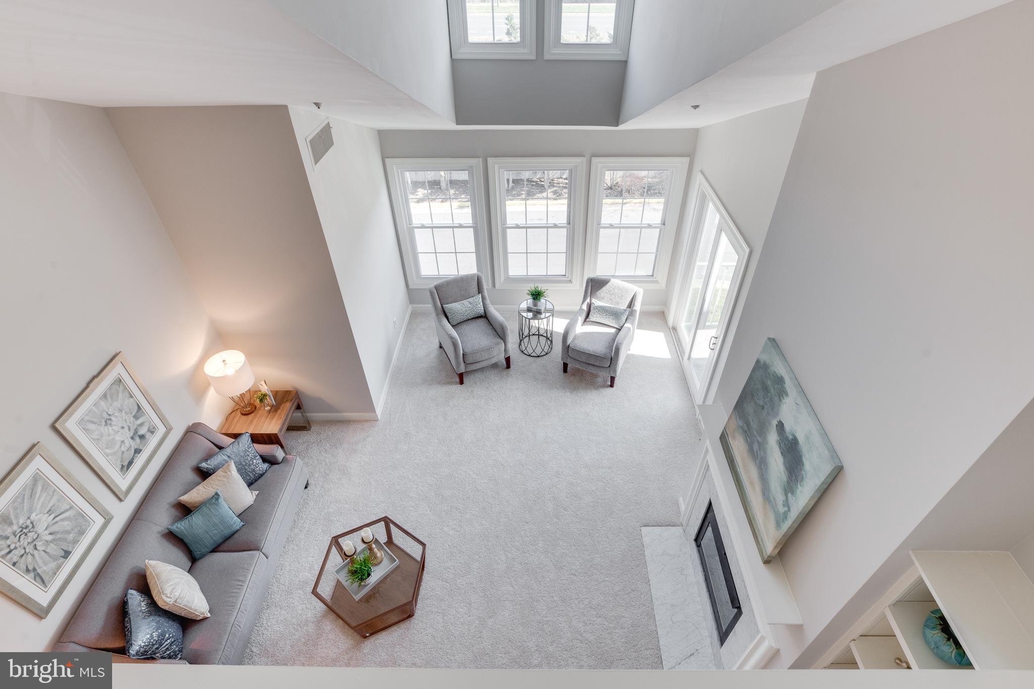 FAIRFIELD HOUSE - Residential