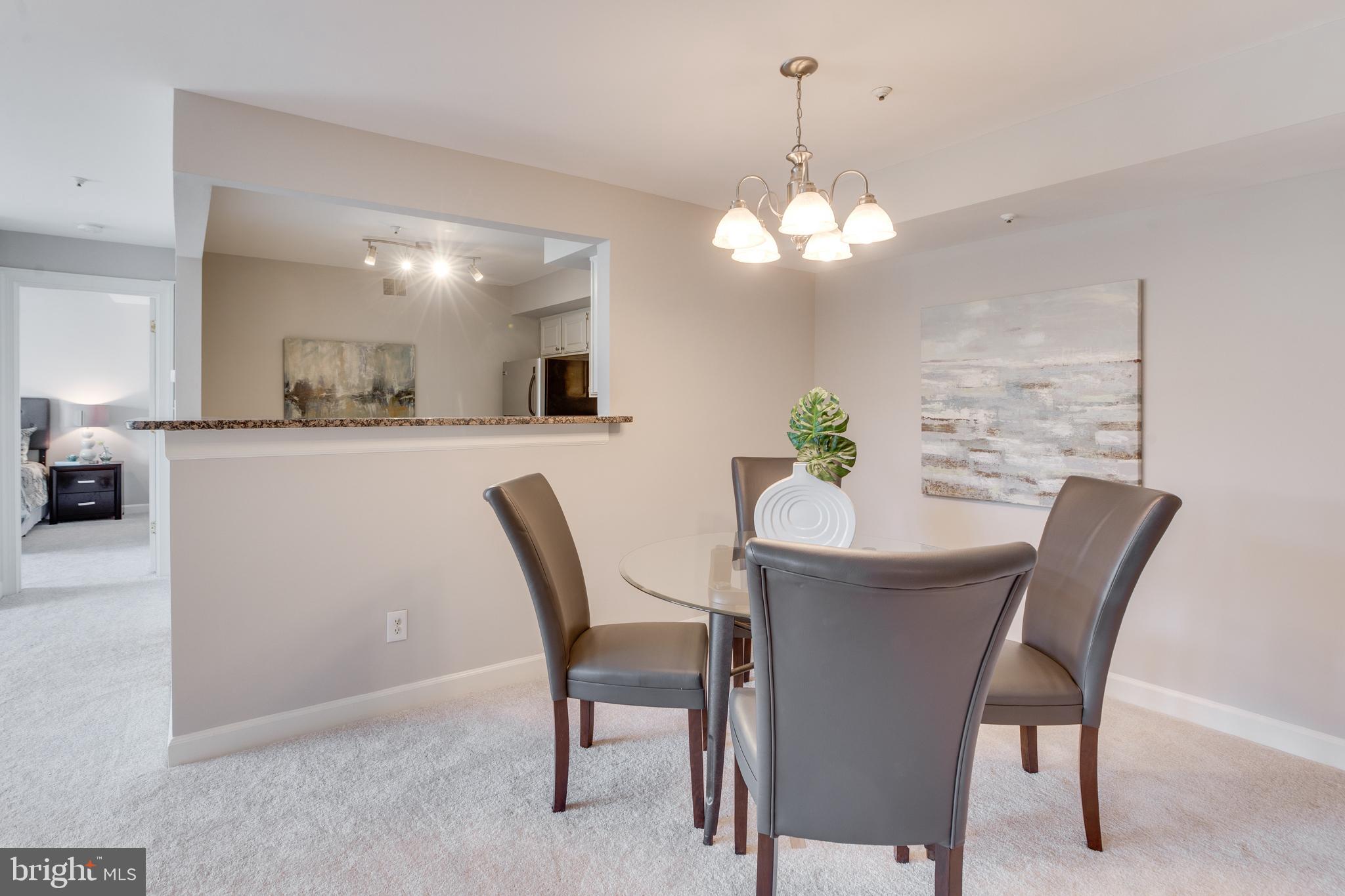 FAIRFIELD HOUSE - Residential