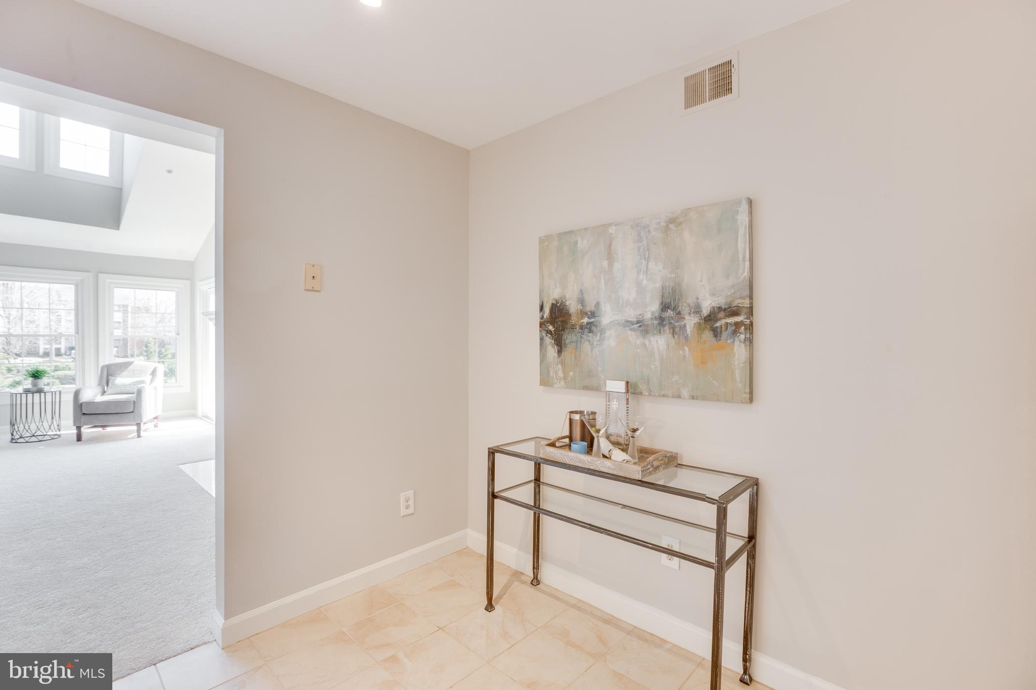 FAIRFIELD HOUSE - Residential