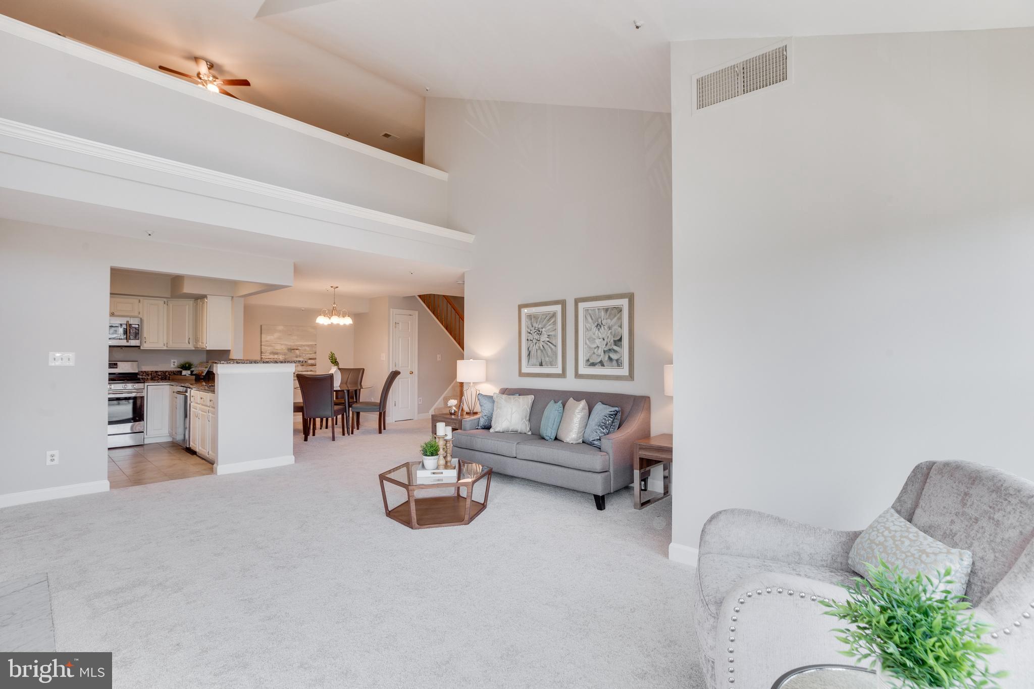 FAIRFIELD HOUSE - Residential