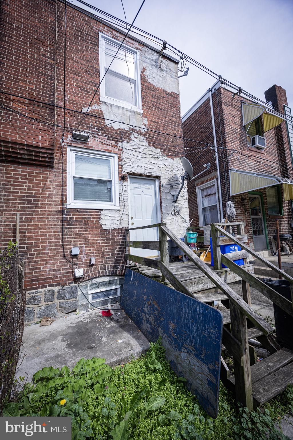 PHILADELPHIA (WEST) - Residential