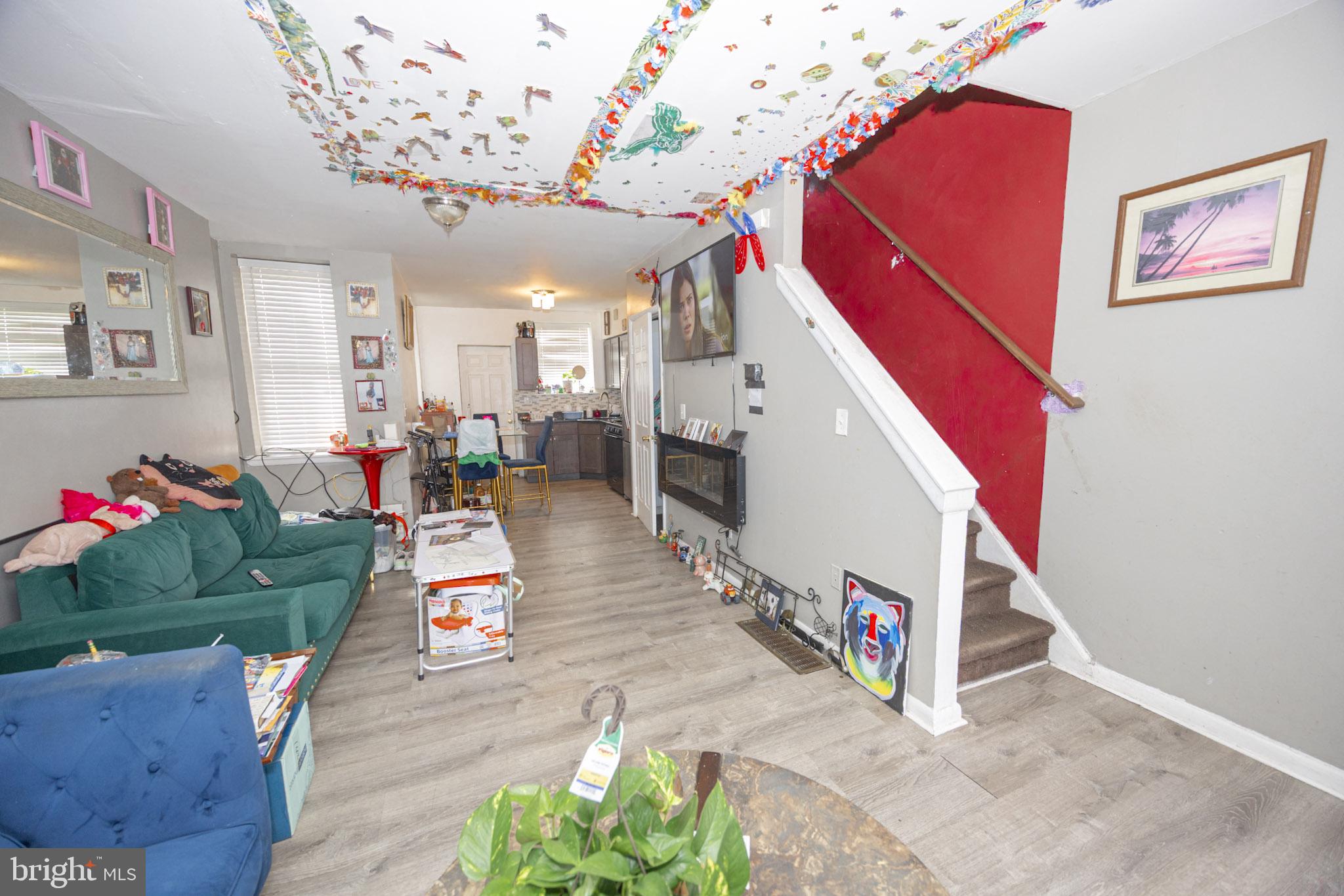 PHILADELPHIA (WEST) - Residential